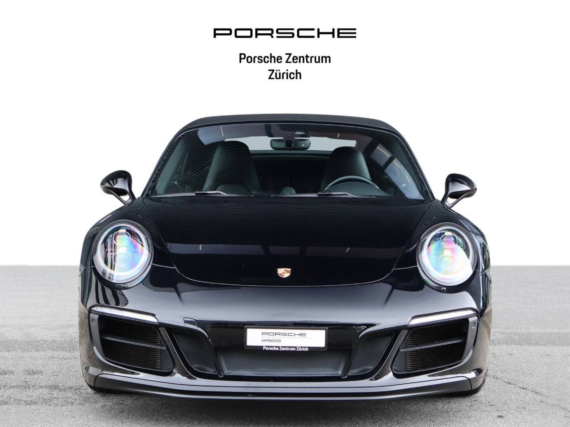 PORSCHE 911 Carrera 4 GTS Cabriolet-image-8