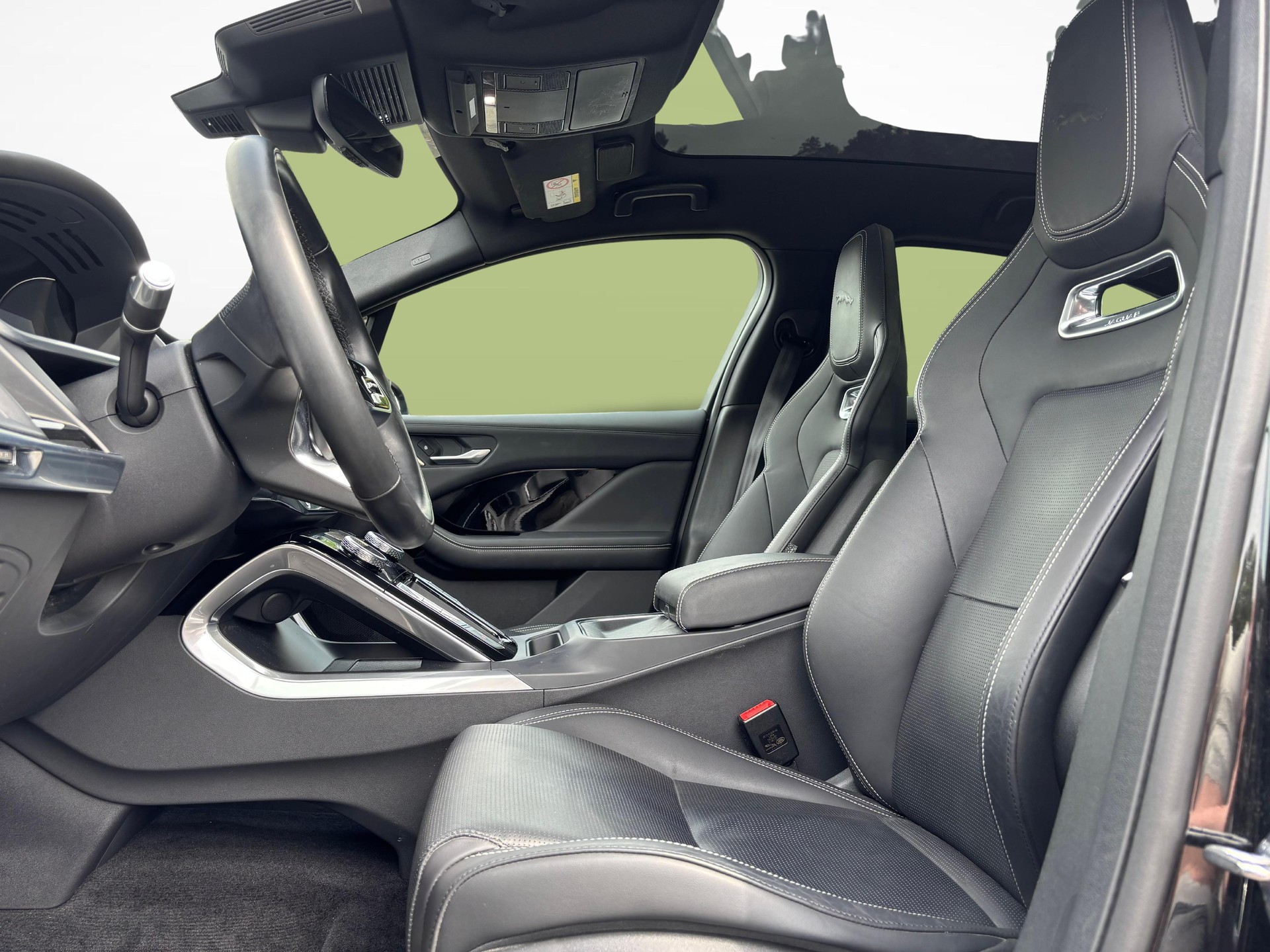 JAGUAR I-Pace EV400 HSE AWD-image-11