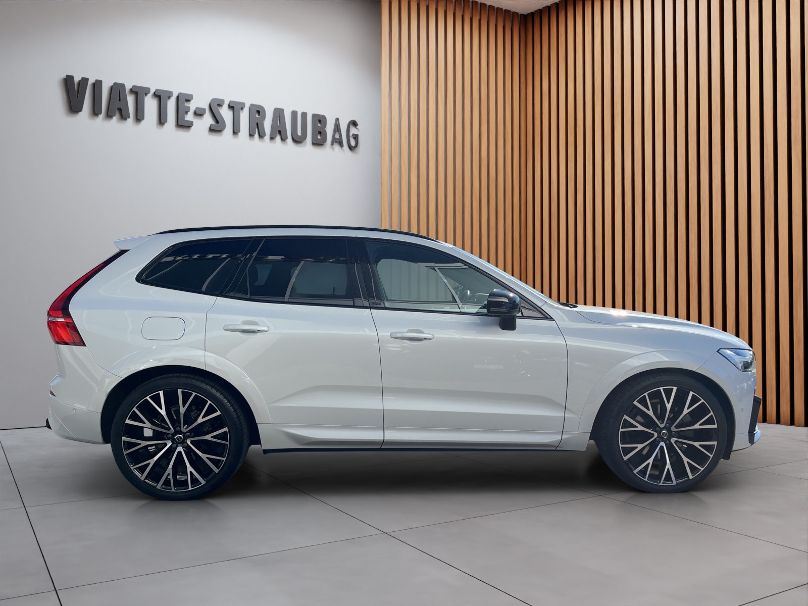 VOLVO XC60 2.0 T8 TE Ultimate Dark eAWD-image-5