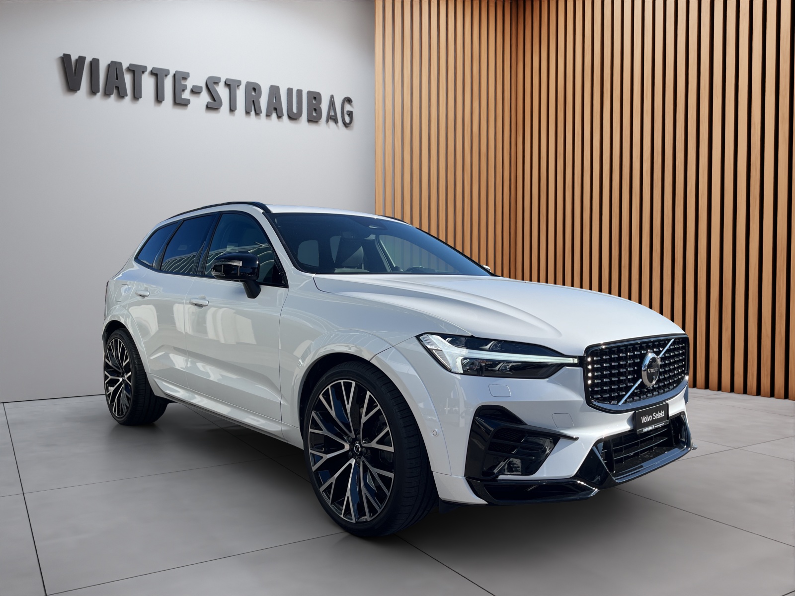 VOLVO XC60 2.0 T8 TE Ultimate Dark eAWD-image-6