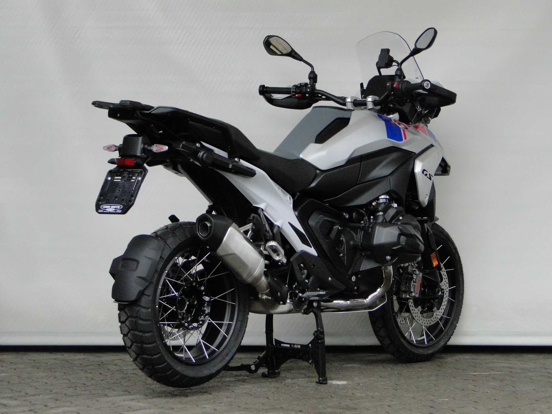 BMW R 1300 GS ASA BOXER BONUS & 2.9% LEASING-showroom-element-3