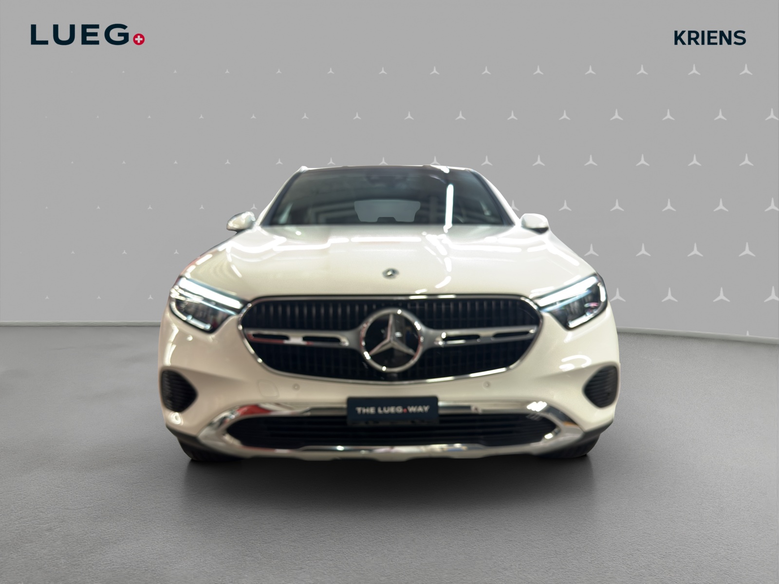MERCEDES-BENZ GLC 200 4M - Avantgarde / DISTRONIC / Rückfahrkamera / Panorama-Dach-image-5