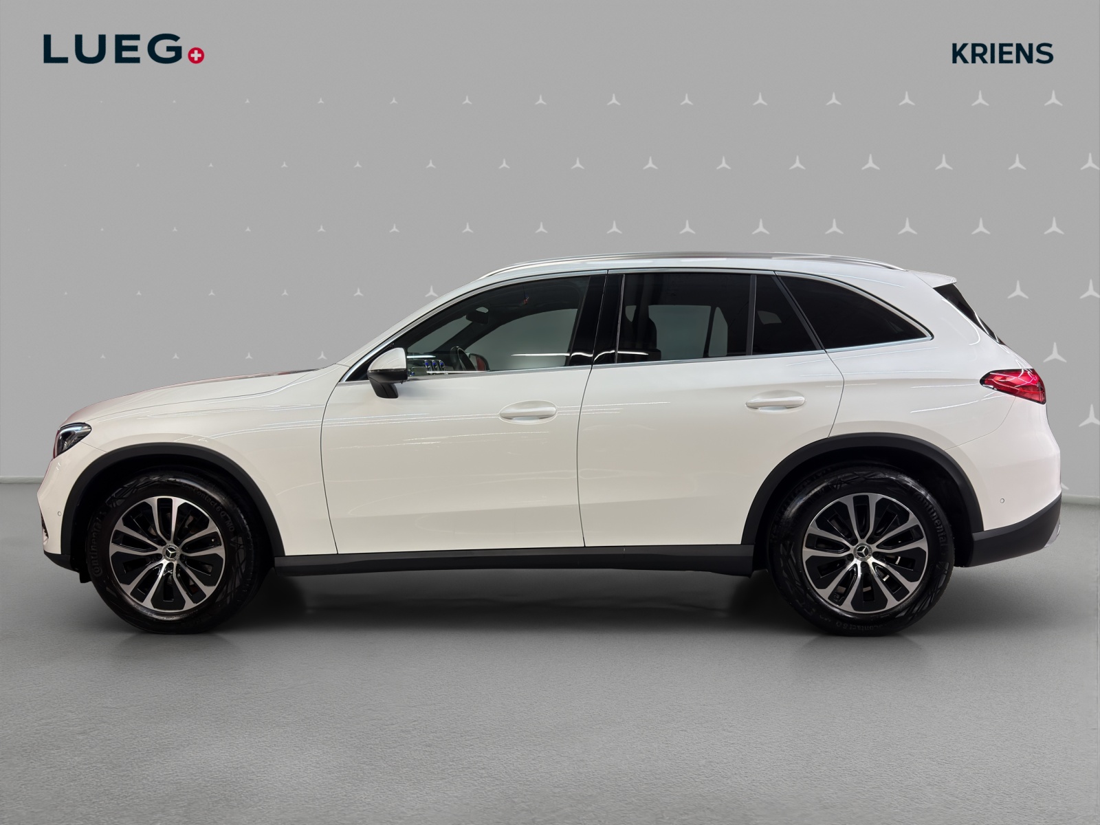 MERCEDES-BENZ GLC 200 4M - Avantgarde / DISTRONIC / Rückfahrkamera / Panorama-Dach-image-1