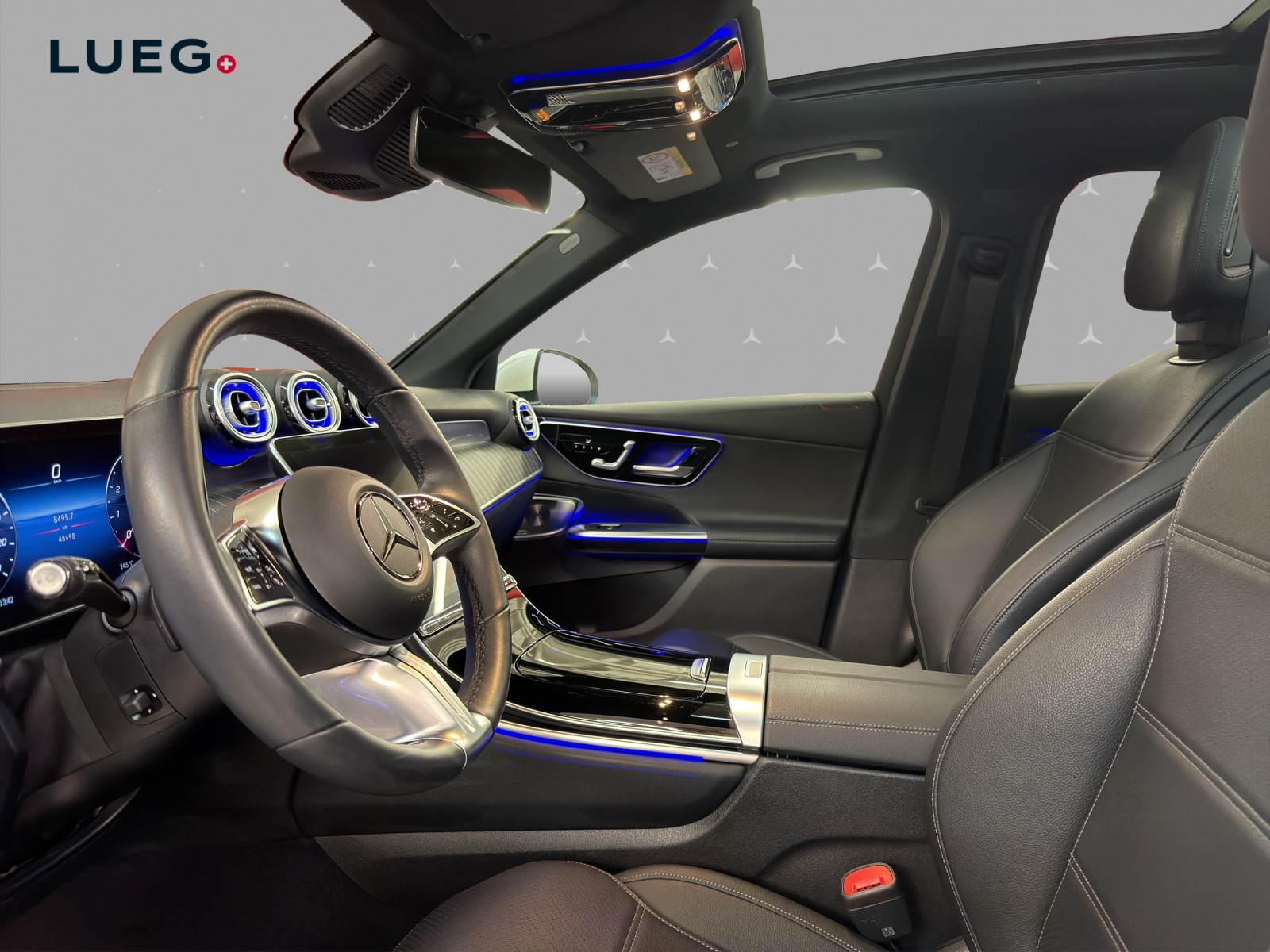 MERCEDES-BENZ GLC 200 4M - Avantgarde / DISTRONIC / Rückfahrkamera / Panorama-Dach-image-7