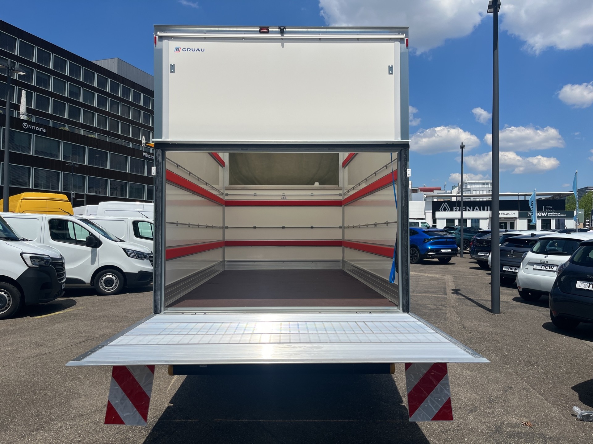 RENAULT Master T35 Blue dCi 150PS L3H1 HD Kofferaufbau mit Hebebühne-image-7