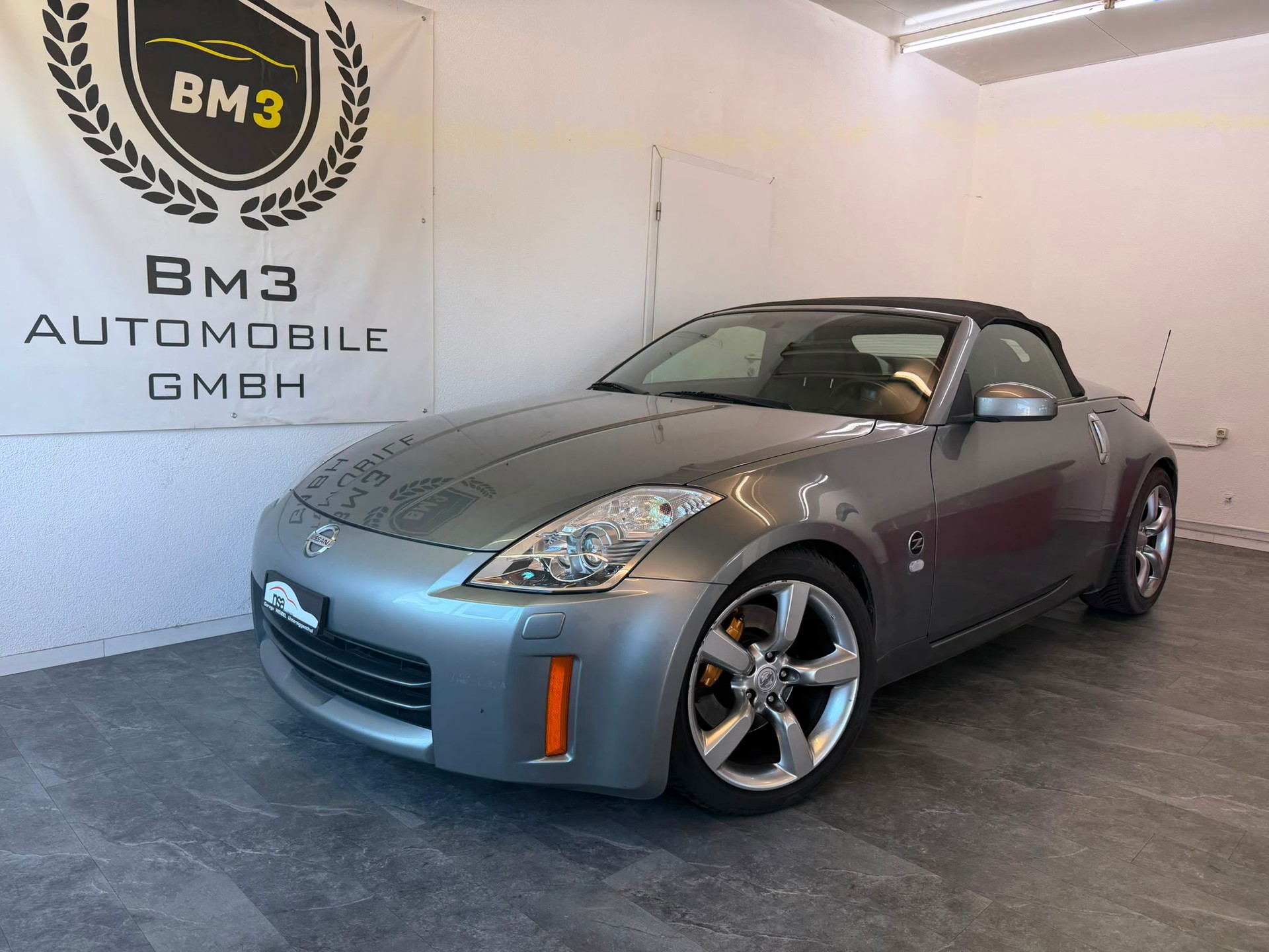 NISSAN 350 Z Roadster-image-1