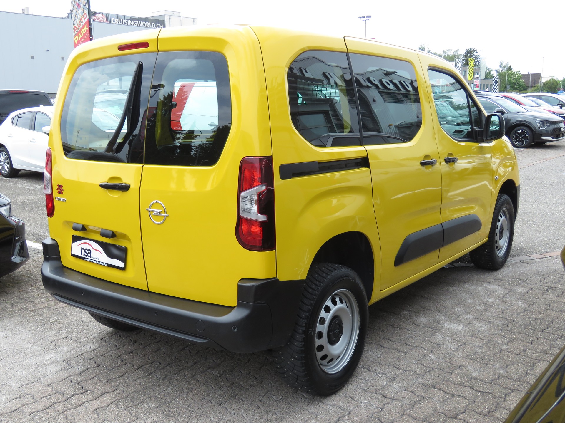 OPEL Combo Cargo 1.5 s/s Erhöhte Nutzlast 4x4-showroom-element-3