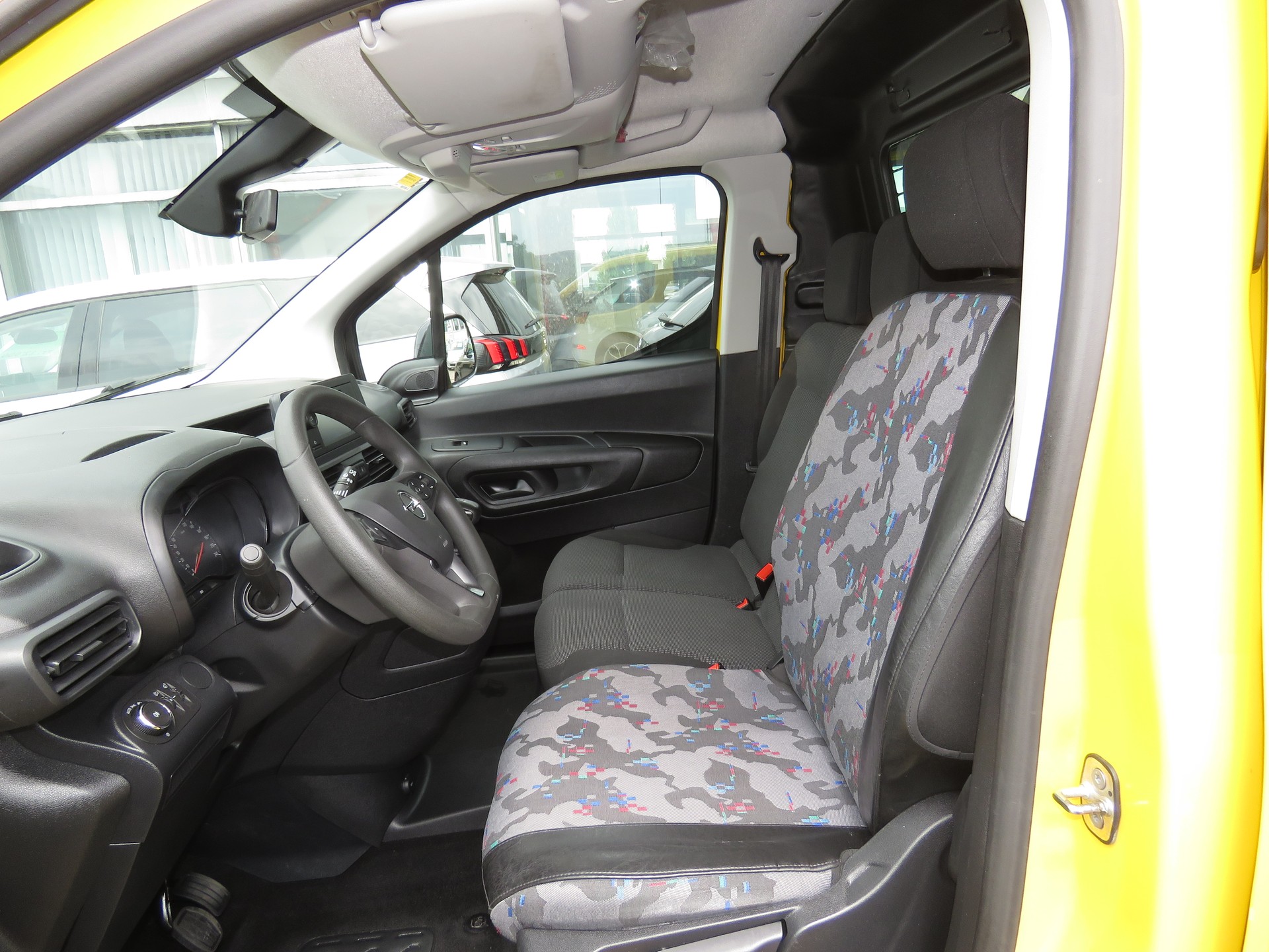 OPEL Combo Cargo 1.5 s/s Erhöhte Nutzlast 4x4-image-14