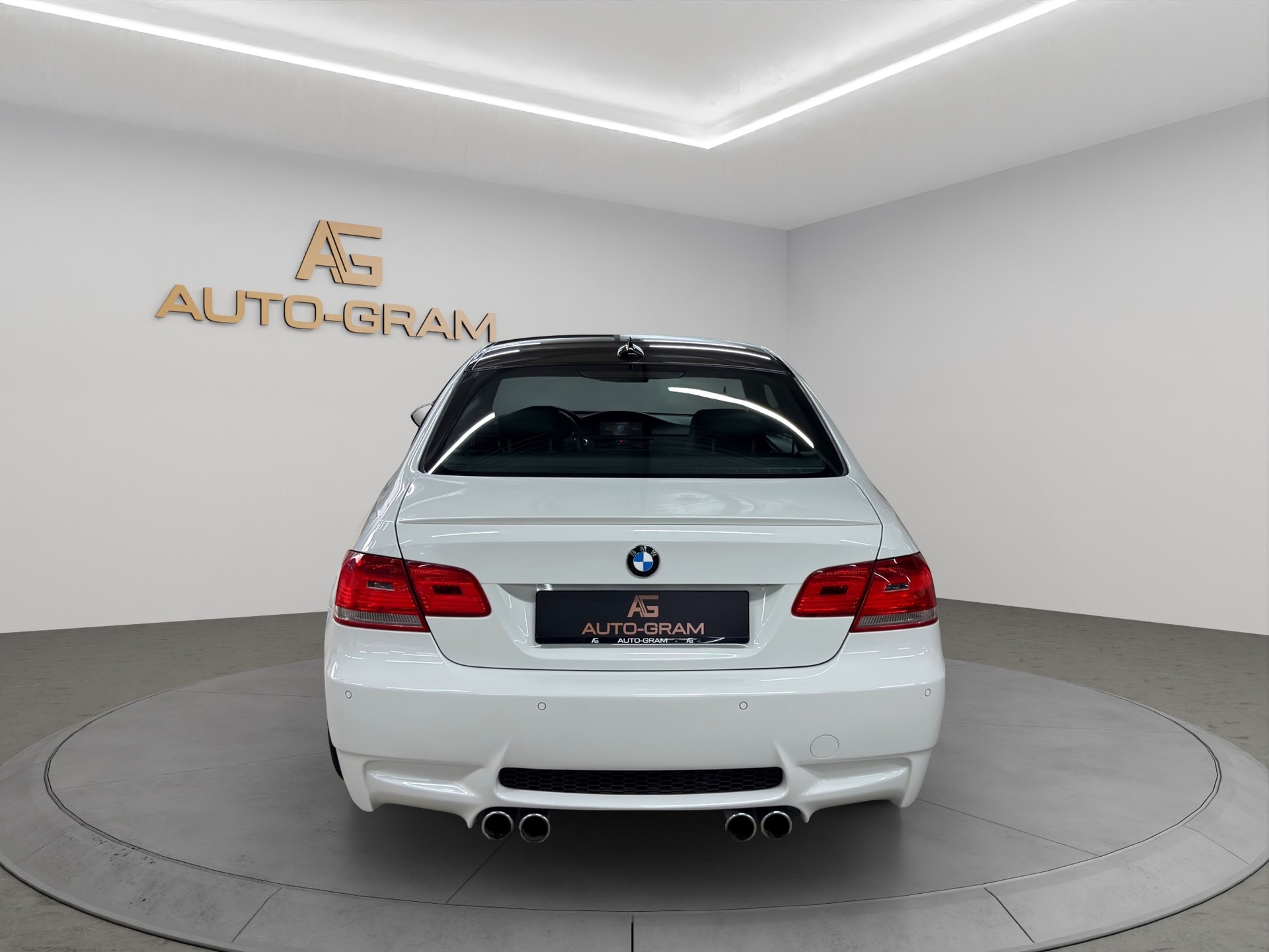 BMW M3 Coupé-image-4