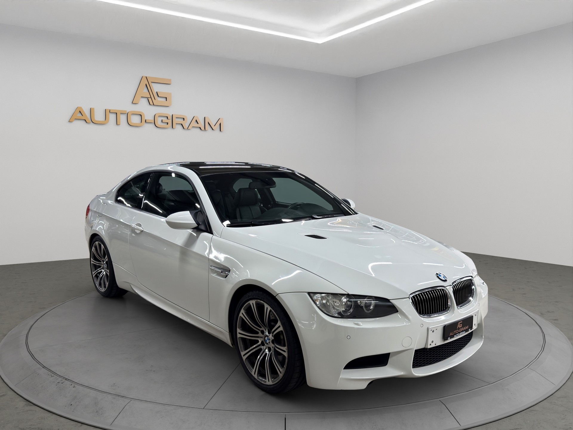 BMW M3 Coupé-image-6