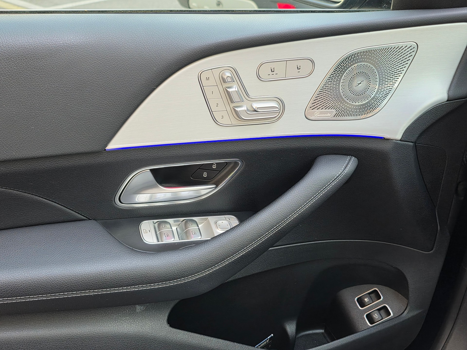 MERCEDES-BENZ GLE 350 e 4Matic 9G-Tronic-image-12