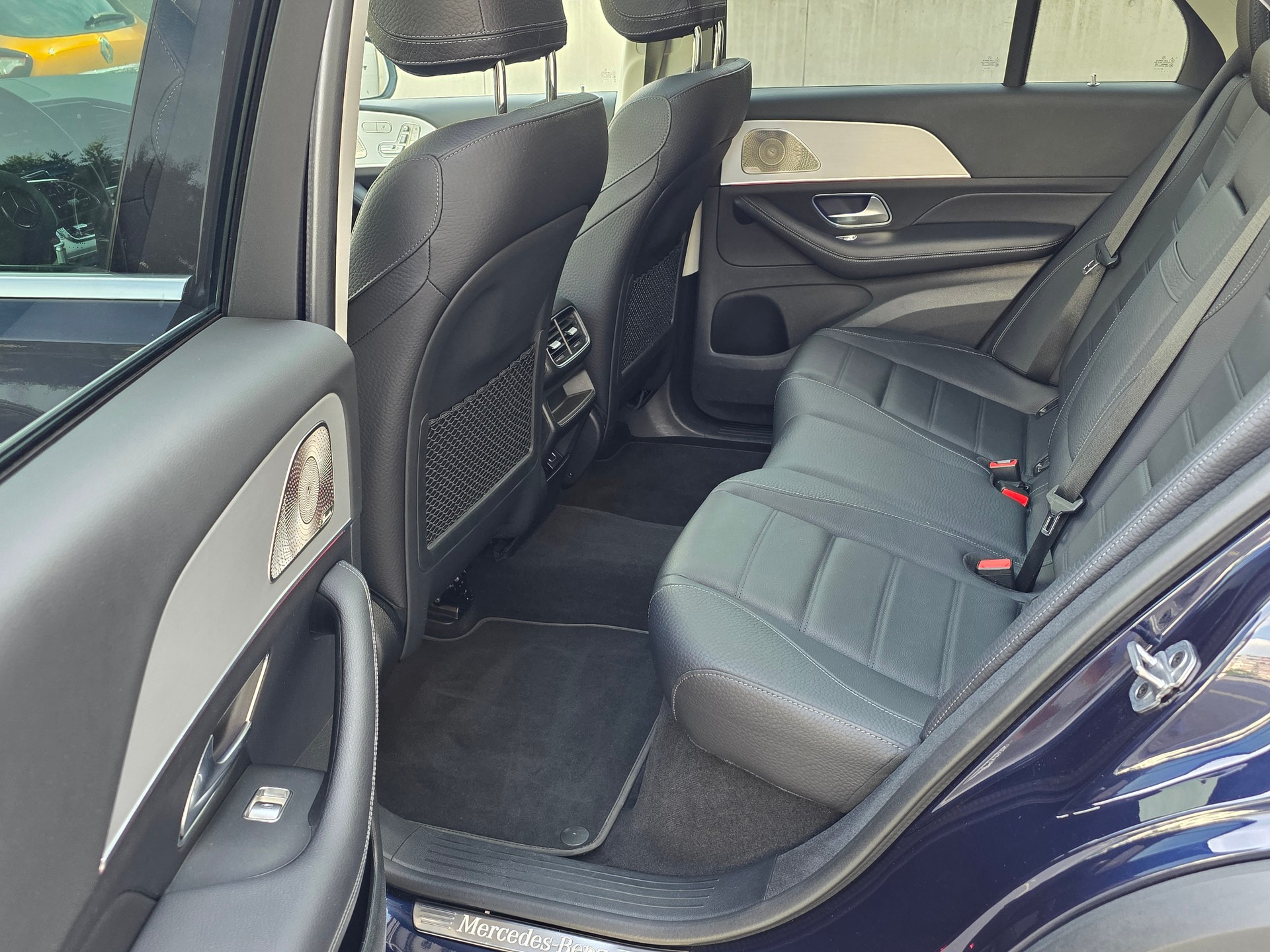 MERCEDES-BENZ GLE 350 e 4Matic 9G-Tronic-image-14