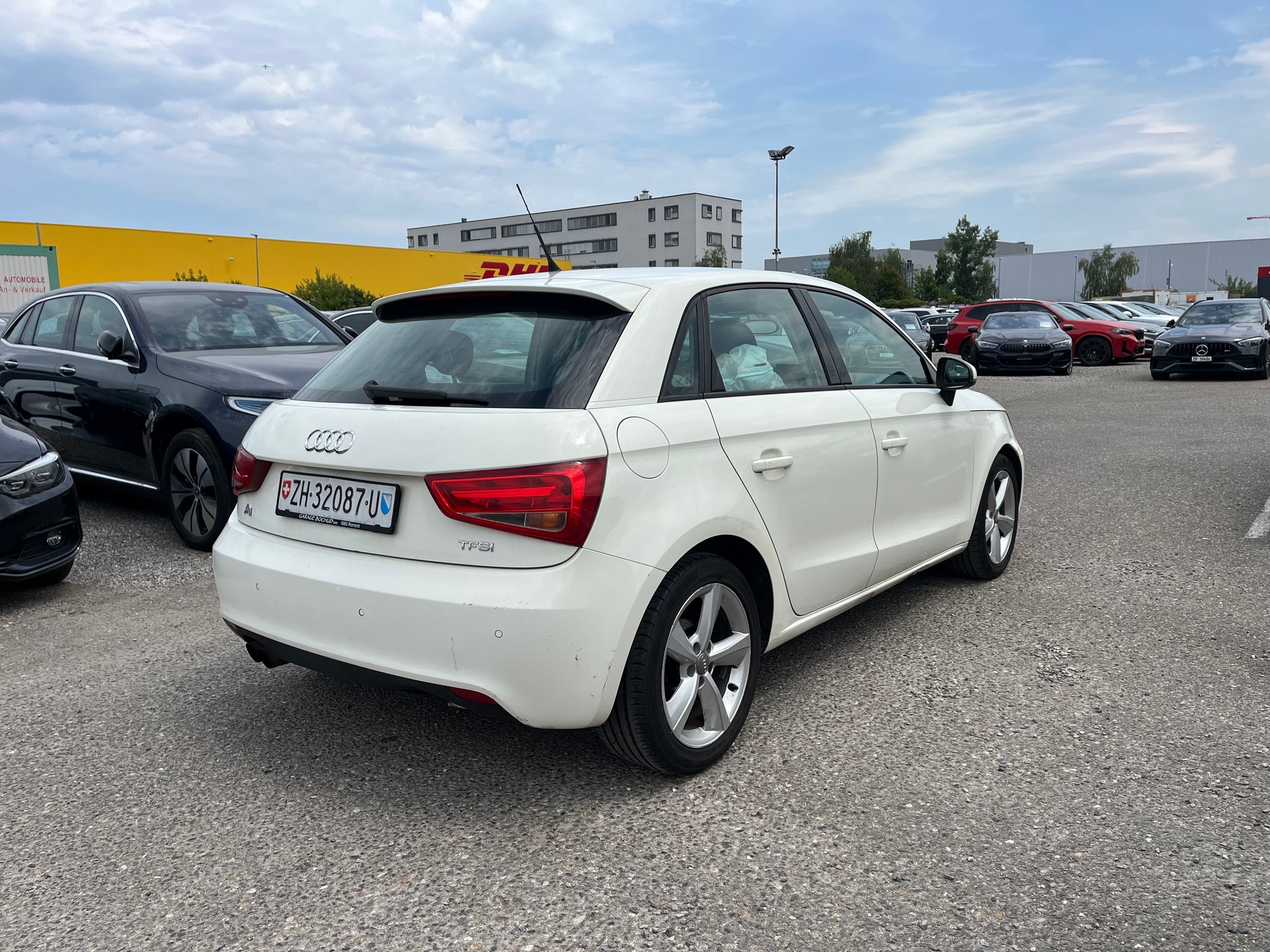 AUDI A1 Sportback 1.4 TFSI Attraction-image-2
