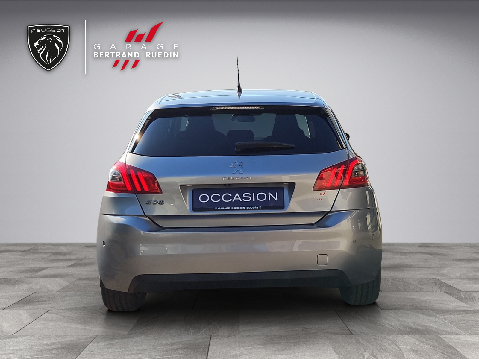PEUGEOT 308 1.2 Pure Tech Tech Edition EAT8-image-8