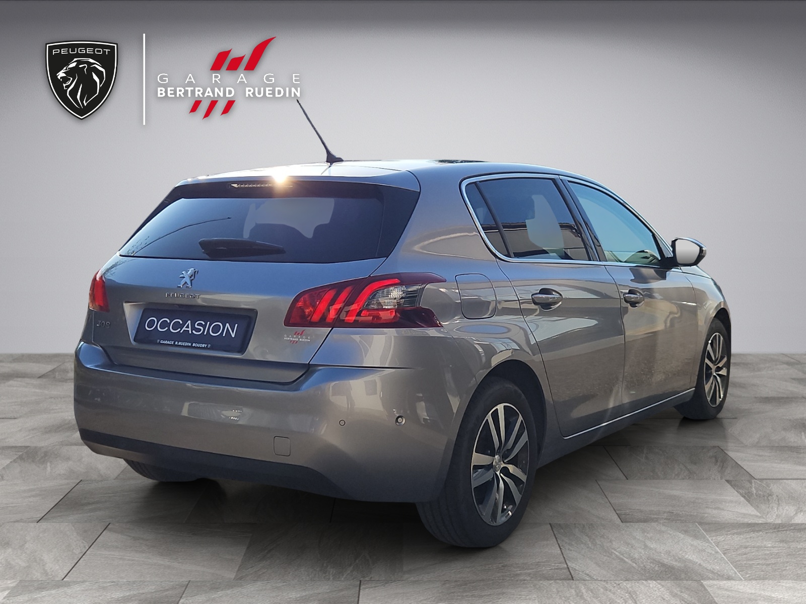 PEUGEOT 308 1.2 Pure Tech Tech Edition EAT8-image-7