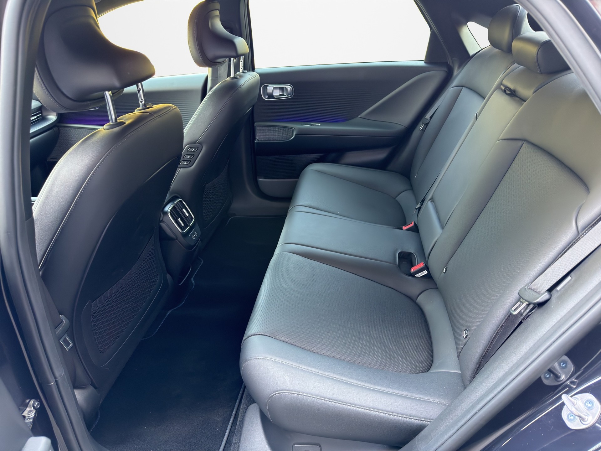 HYUNDAI Ioniq 6 - Launch Edition 4WD-image-12