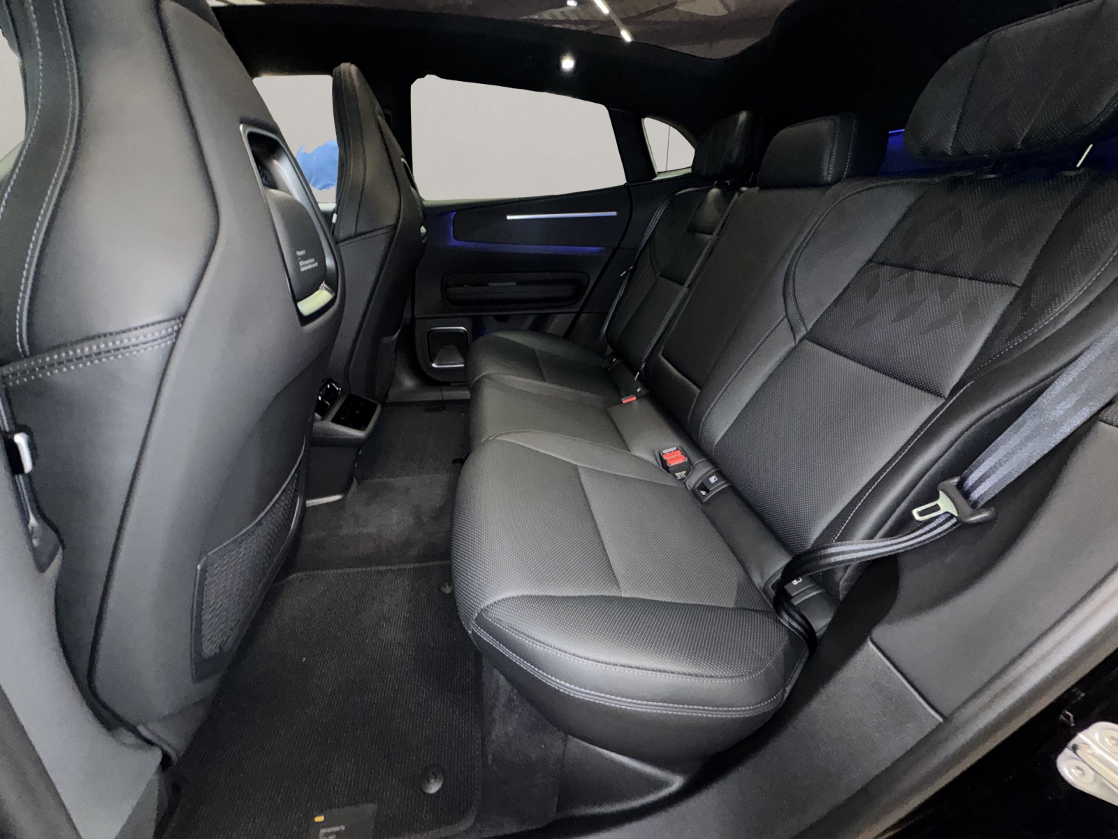 POLESTAR 4 Long Range Dual Motor Prime-image-13