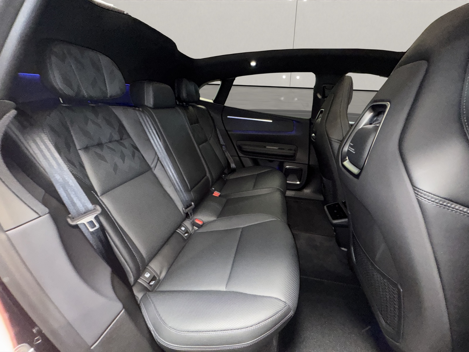 POLESTAR 4 Long Range Dual Motor Prime-image-12
