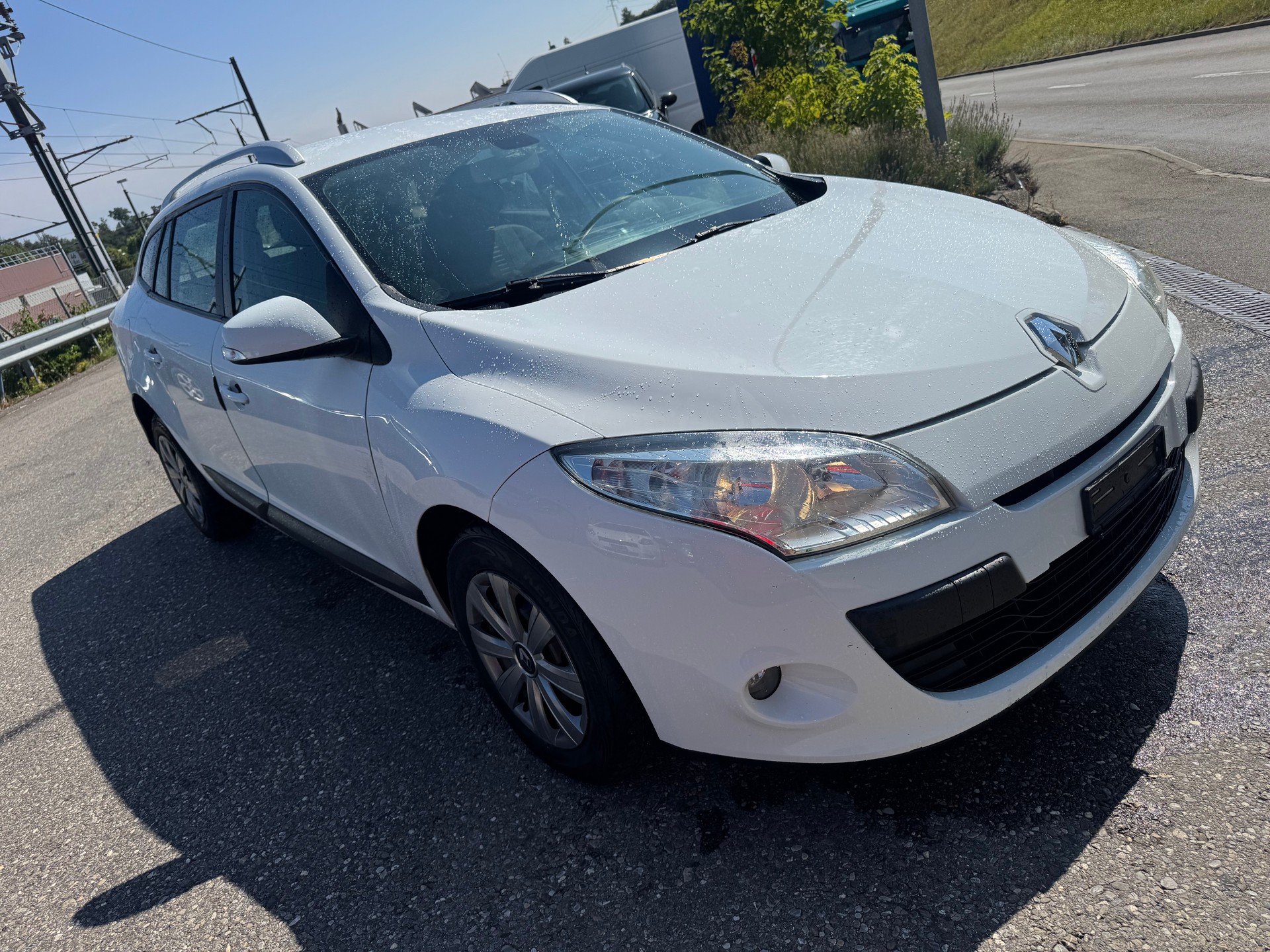 RENAULT Mégane Grandtour 1.5 dCi Dynamique EDC-image-2