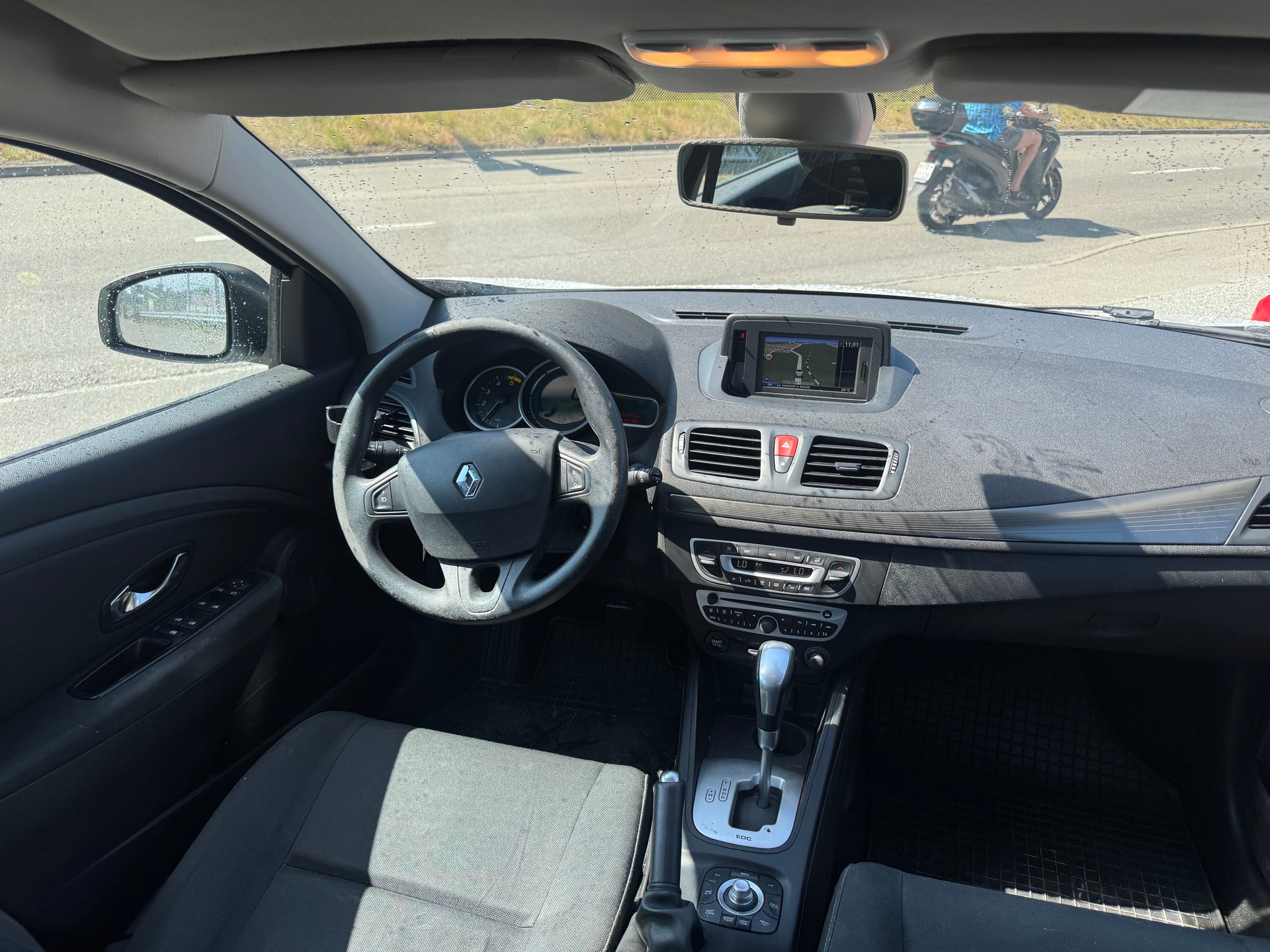 RENAULT Mégane Grandtour 1.5 dCi Dynamique EDC-image-7