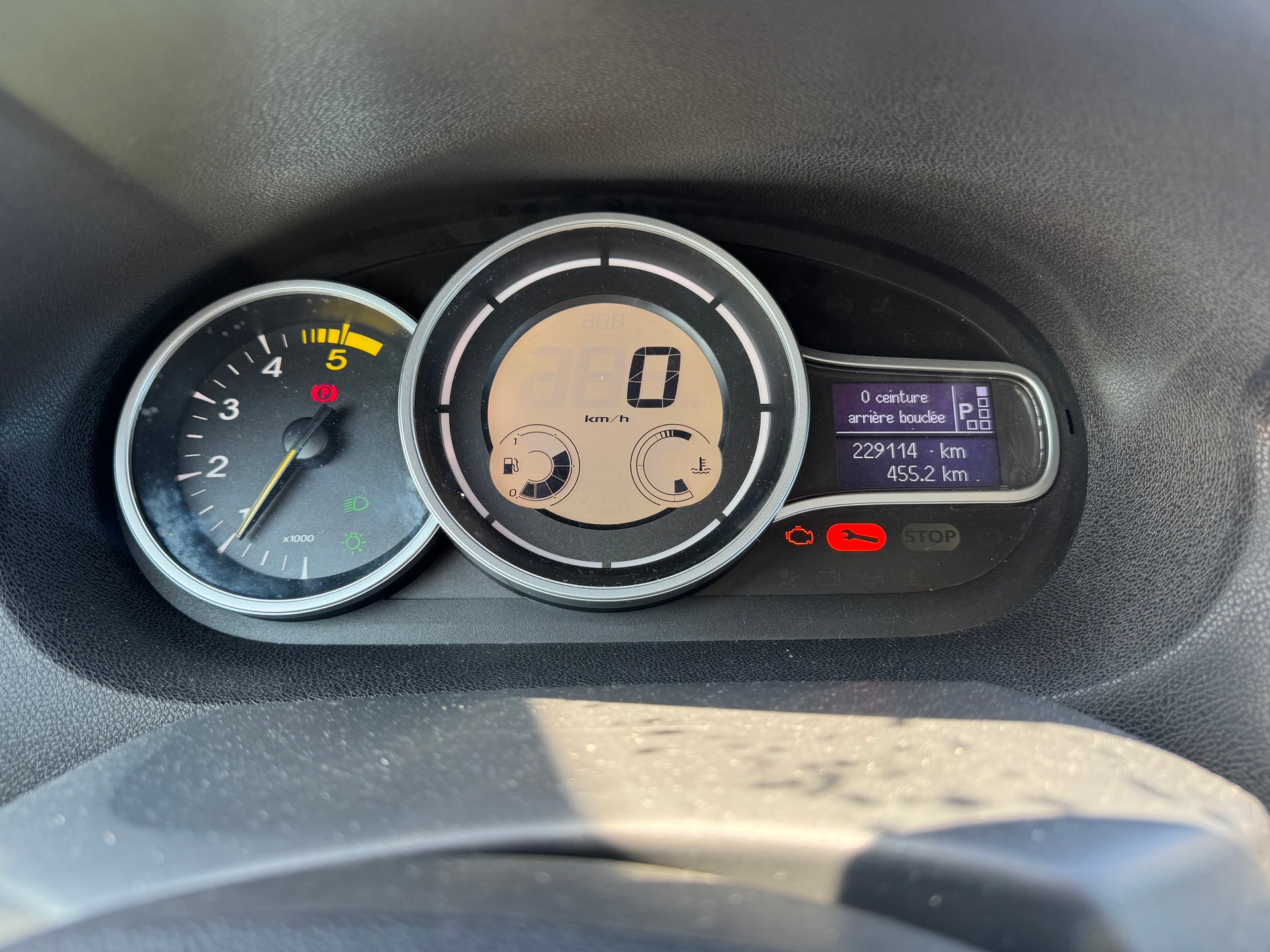 RENAULT Mégane Grandtour 1.5 dCi Dynamique EDC-image-9