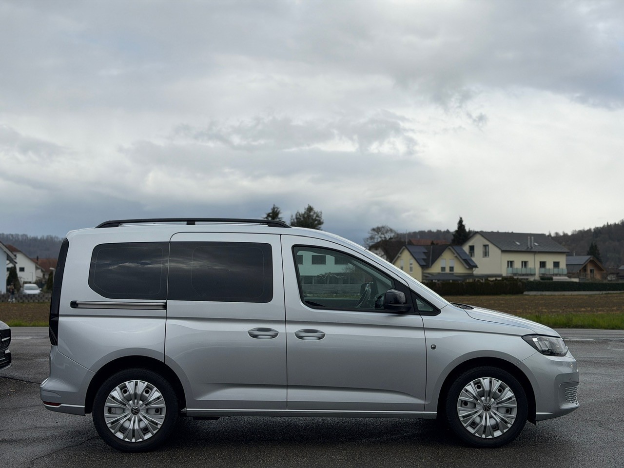 VW Caddy 2.0 TDI Wohnmobile-image-11