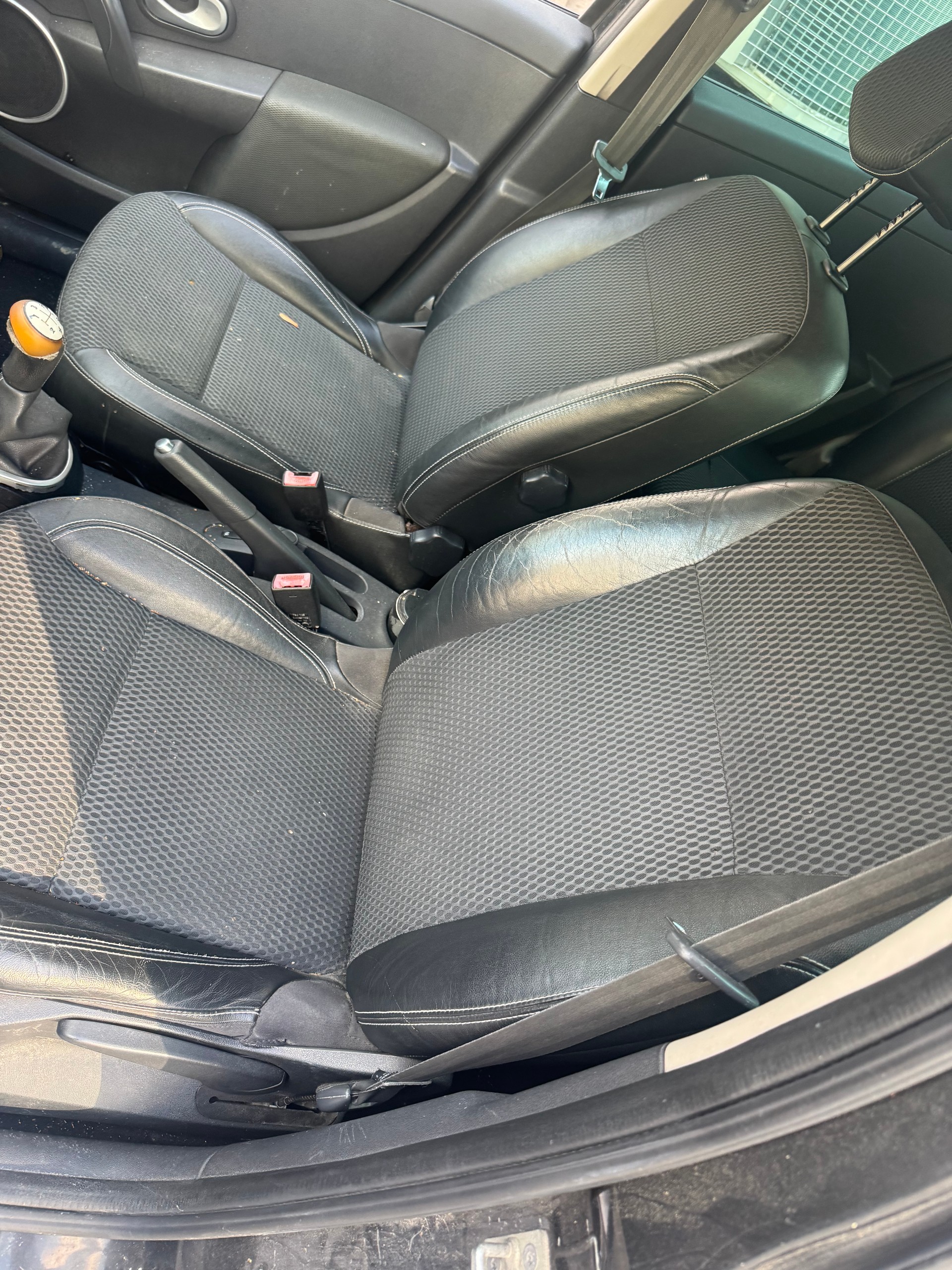 RENAULT Clio 1.5 dCi Expression-image-6