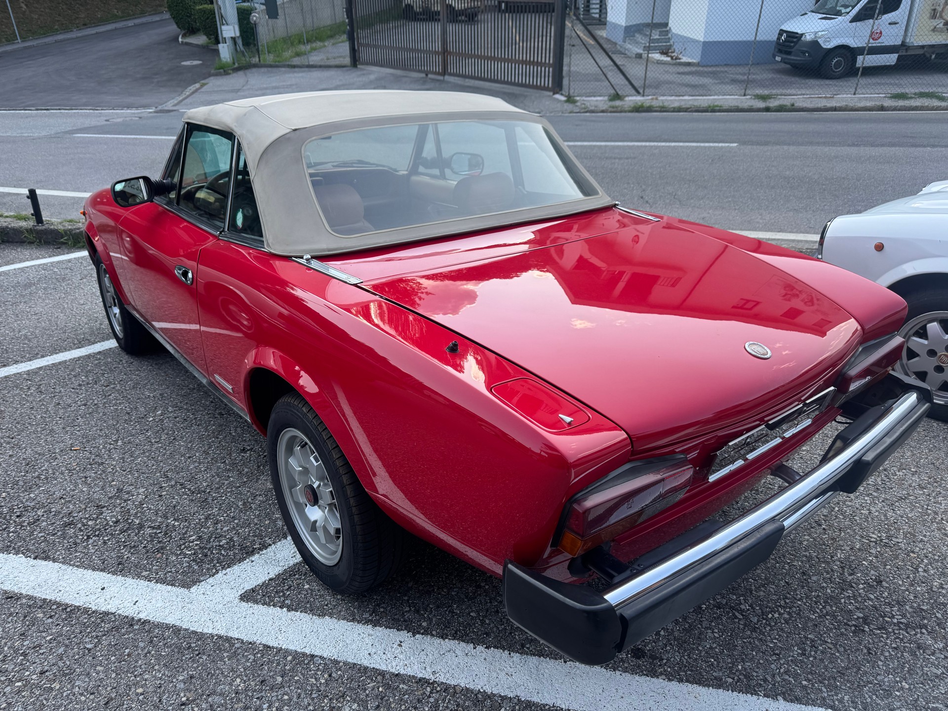 FIAT Spider 124 DS Europa 2.0 i.e.-image-5