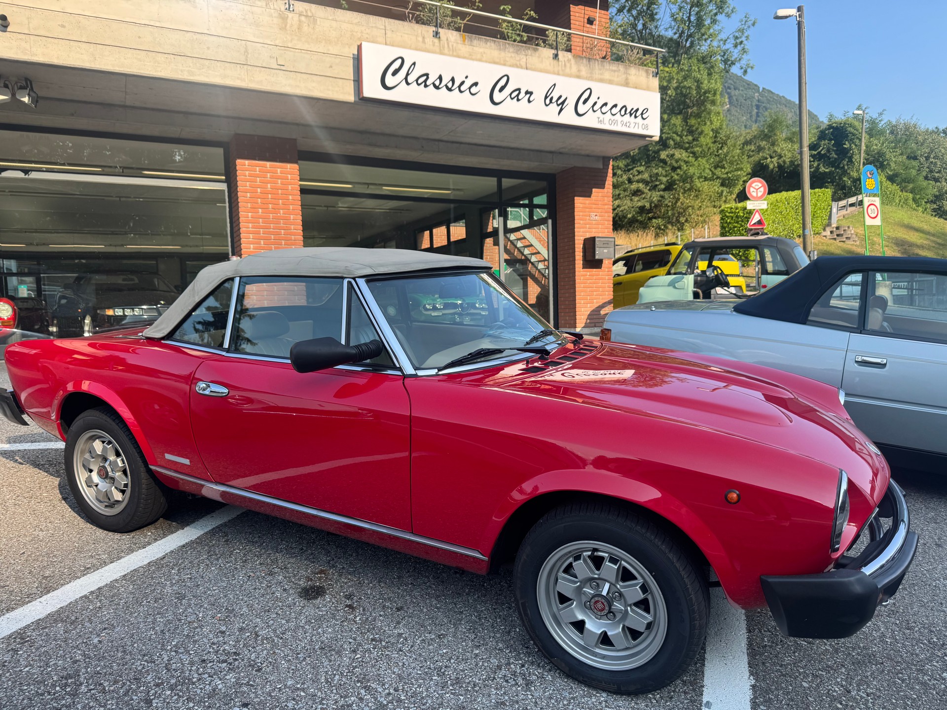 FIAT Spider 124 DS Europa 2.0 i.e.-image-1