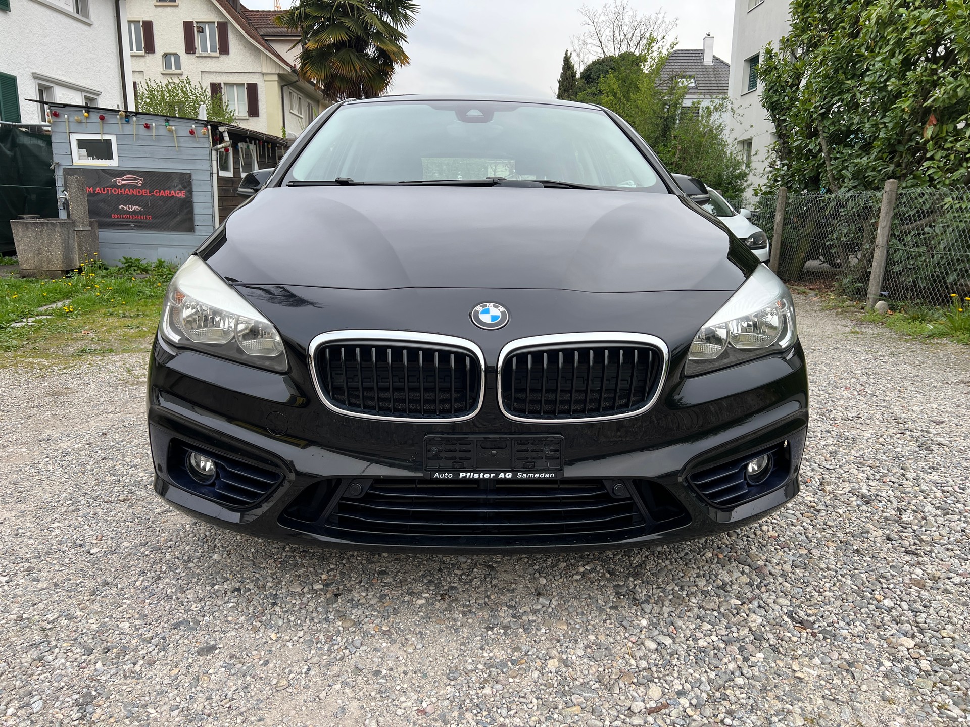 BMW 220d xDrive Active Tourer Steptronic-image-4