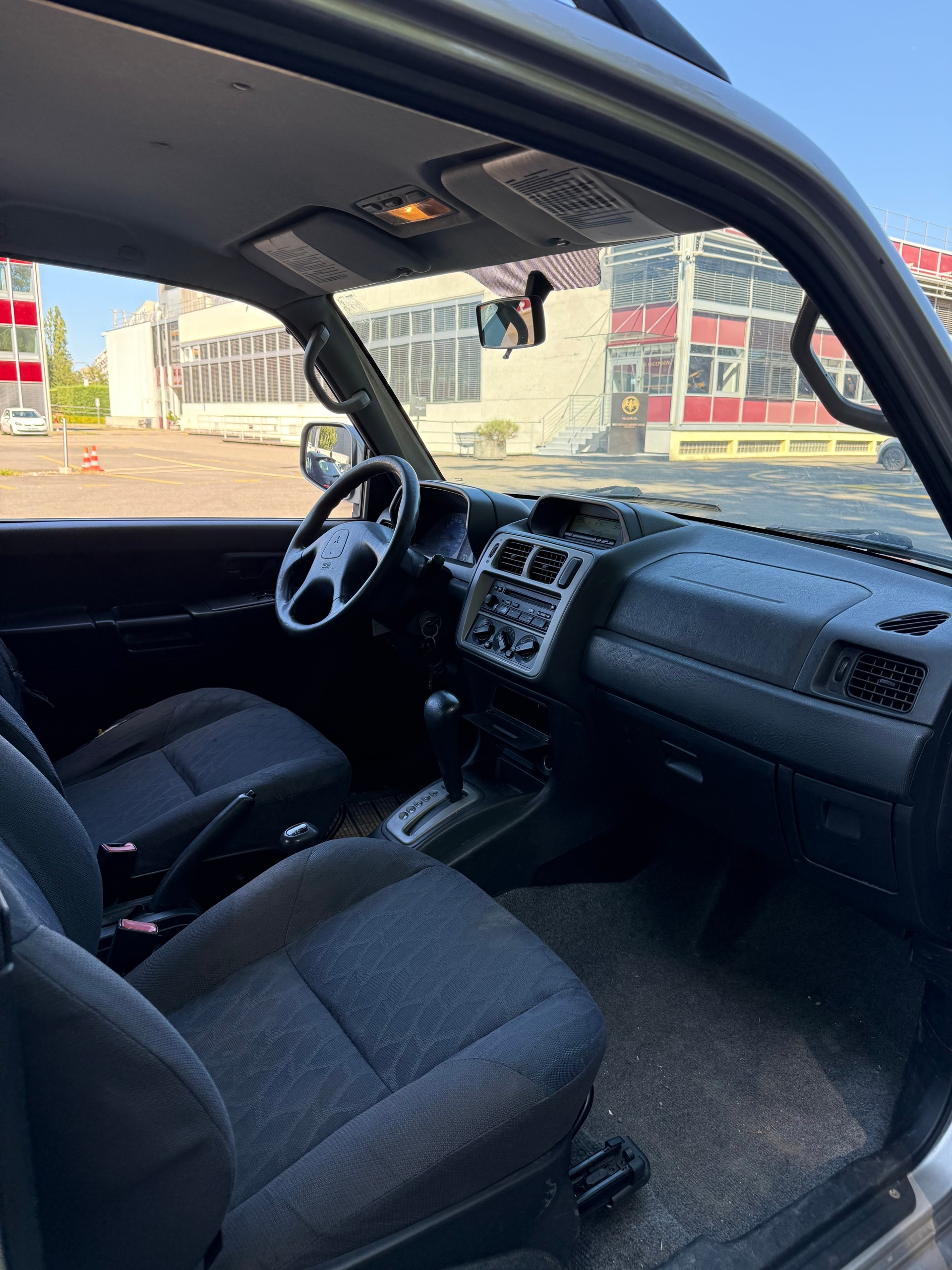 MITSUBISHI Pajero Pinin 2.0 Premium-image-7