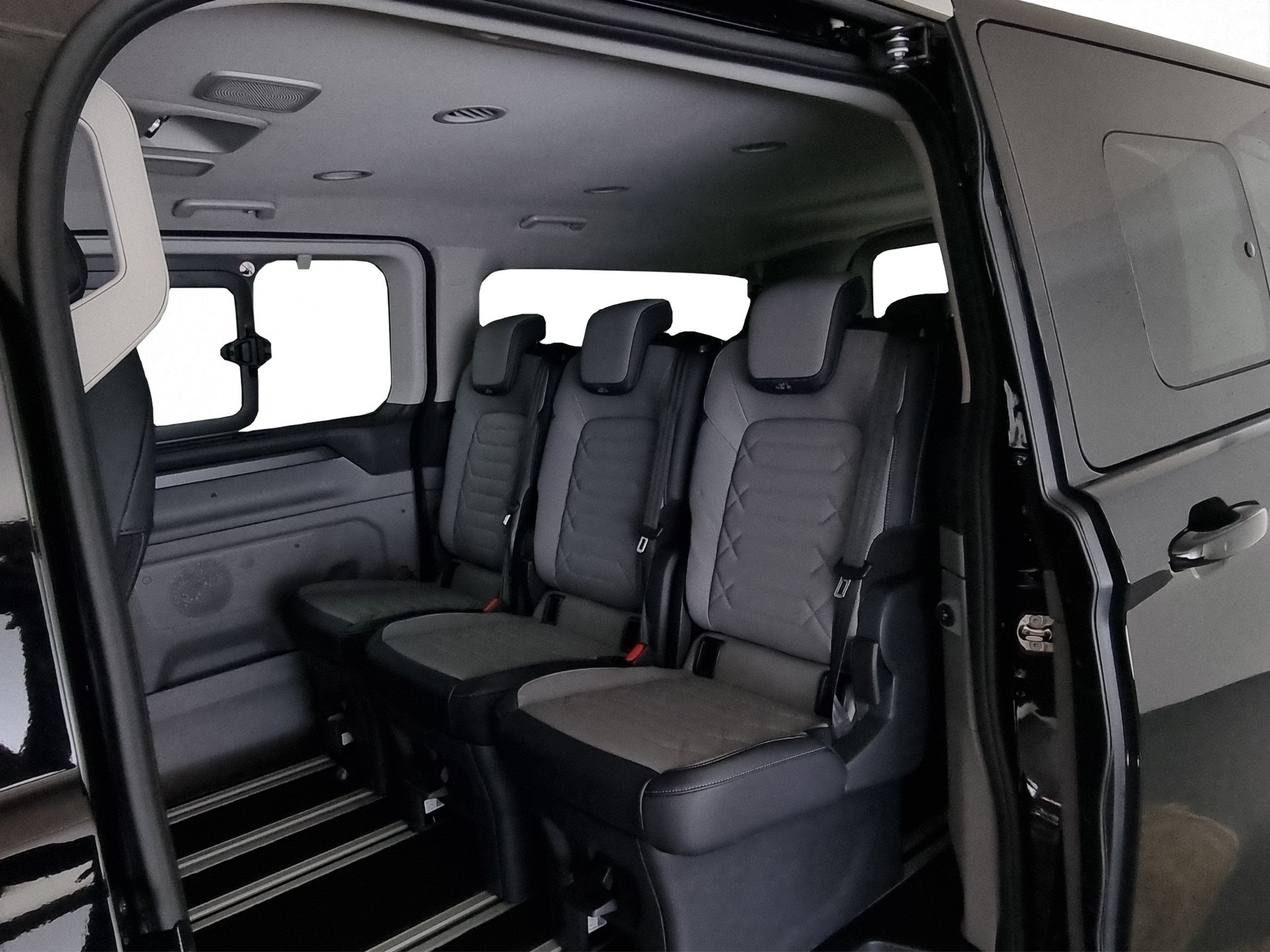 FORD Tourneo Custom Titanium X L2H1 8-Plätzer-image-6