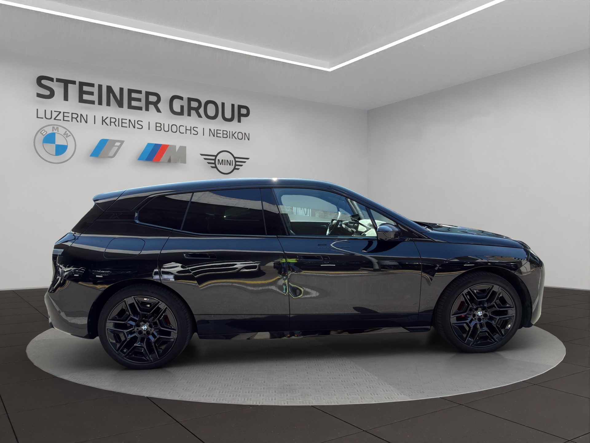 BMW iX xDrive60 M Sport Pro-image-4