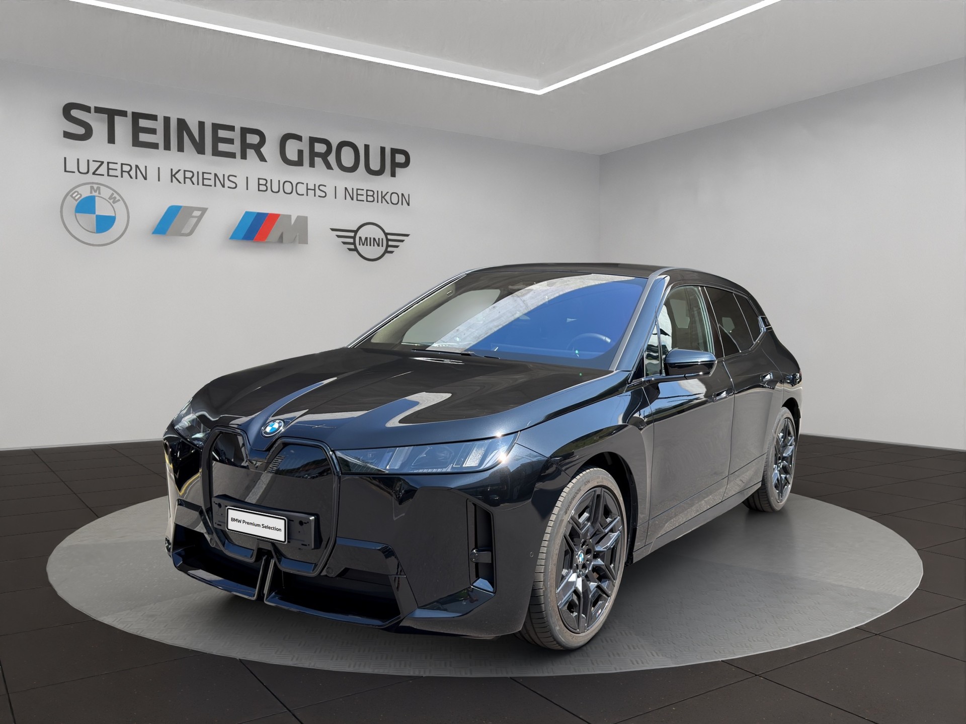 BMW iX xDrive60 M Sport Pro-image-0