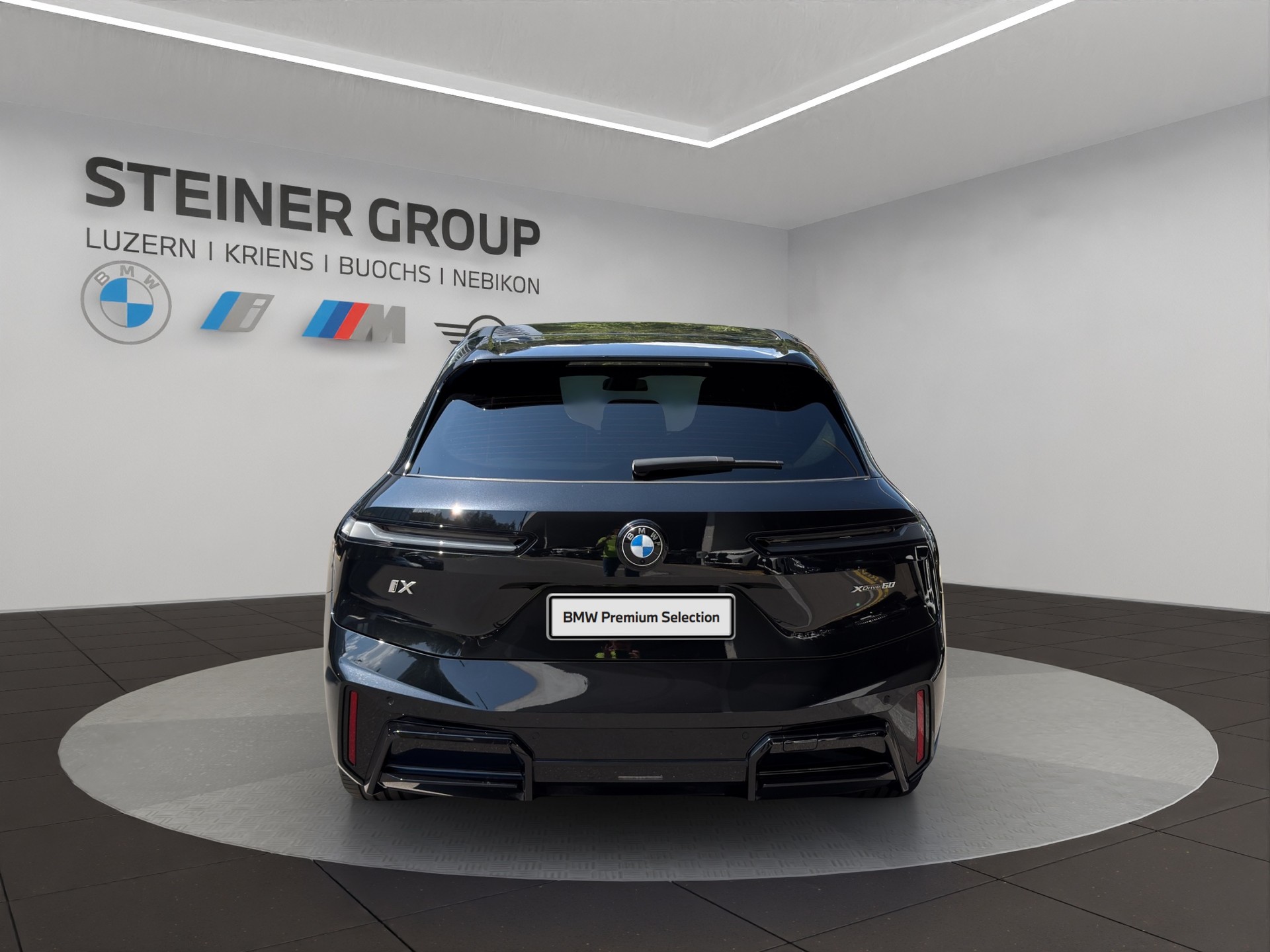 BMW iX xDrive60 M Sport Pro-image-6