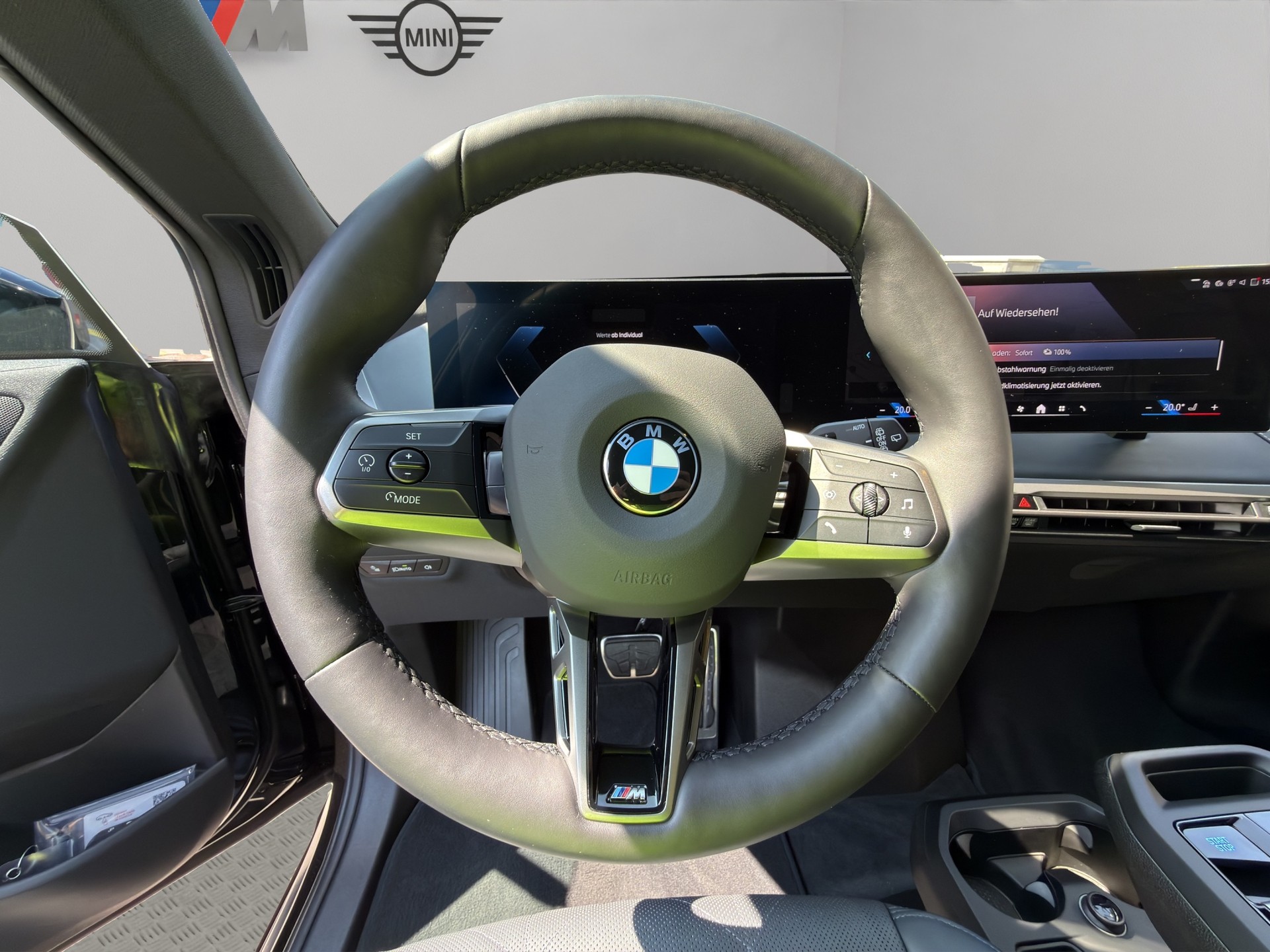 BMW iX xDrive60 M Sport Pro-image-13