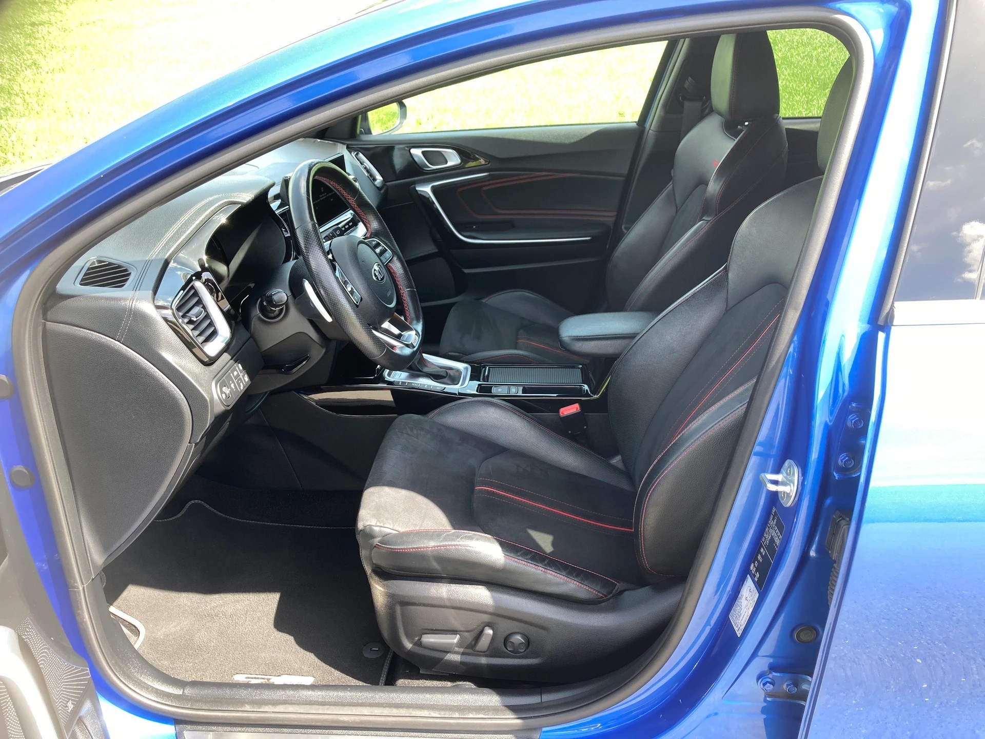 KIA ProCeed 1.6 T-GDi GT DCT-image-7