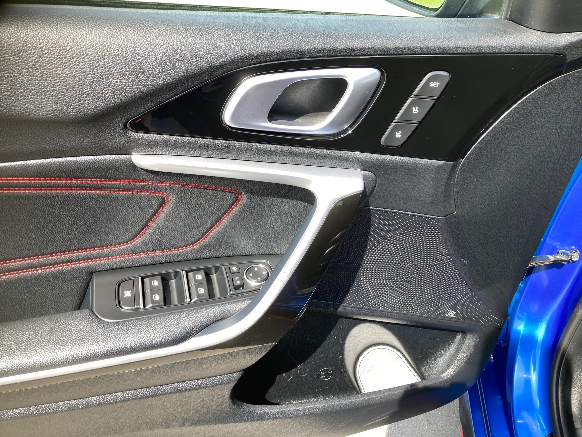 KIA ProCeed 1.6 T-GDi GT DCT-image-8