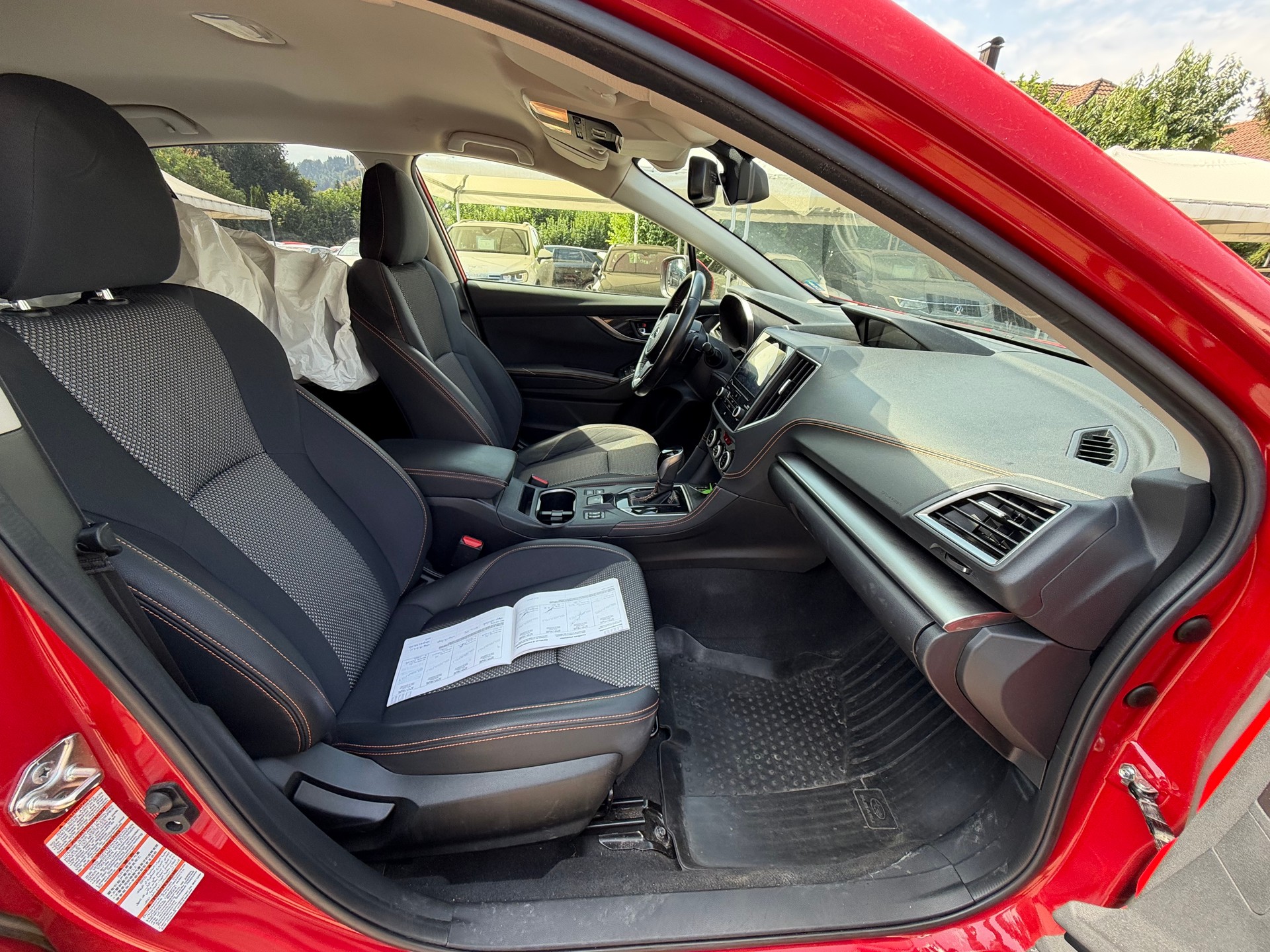 SUBARU XV 2.0 Swiss Plus AWD Lineartronic-image-8