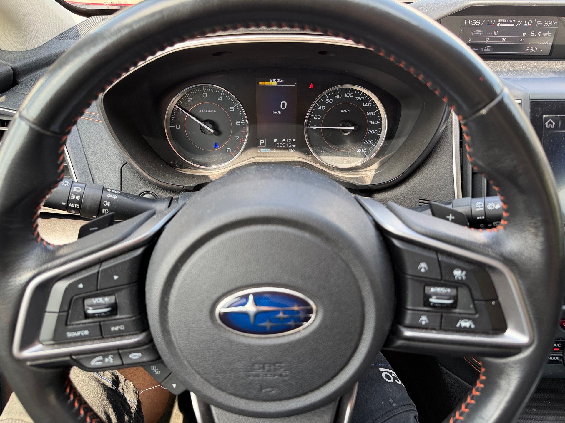 SUBARU XV 2.0 Swiss Plus AWD Lineartronic-image-10