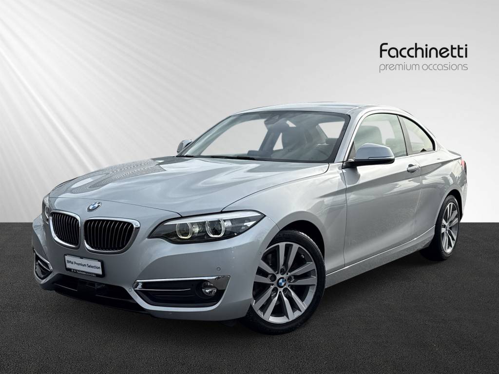 BMW 220i Luxury Line Steptronic-image-1