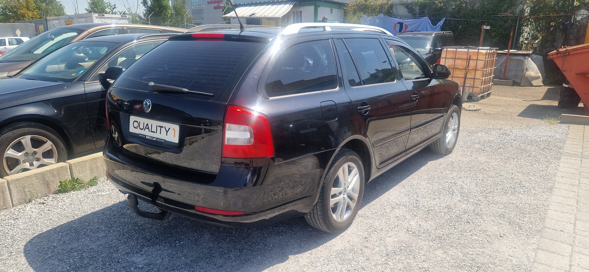 SKODA OCTAVIA-image-3