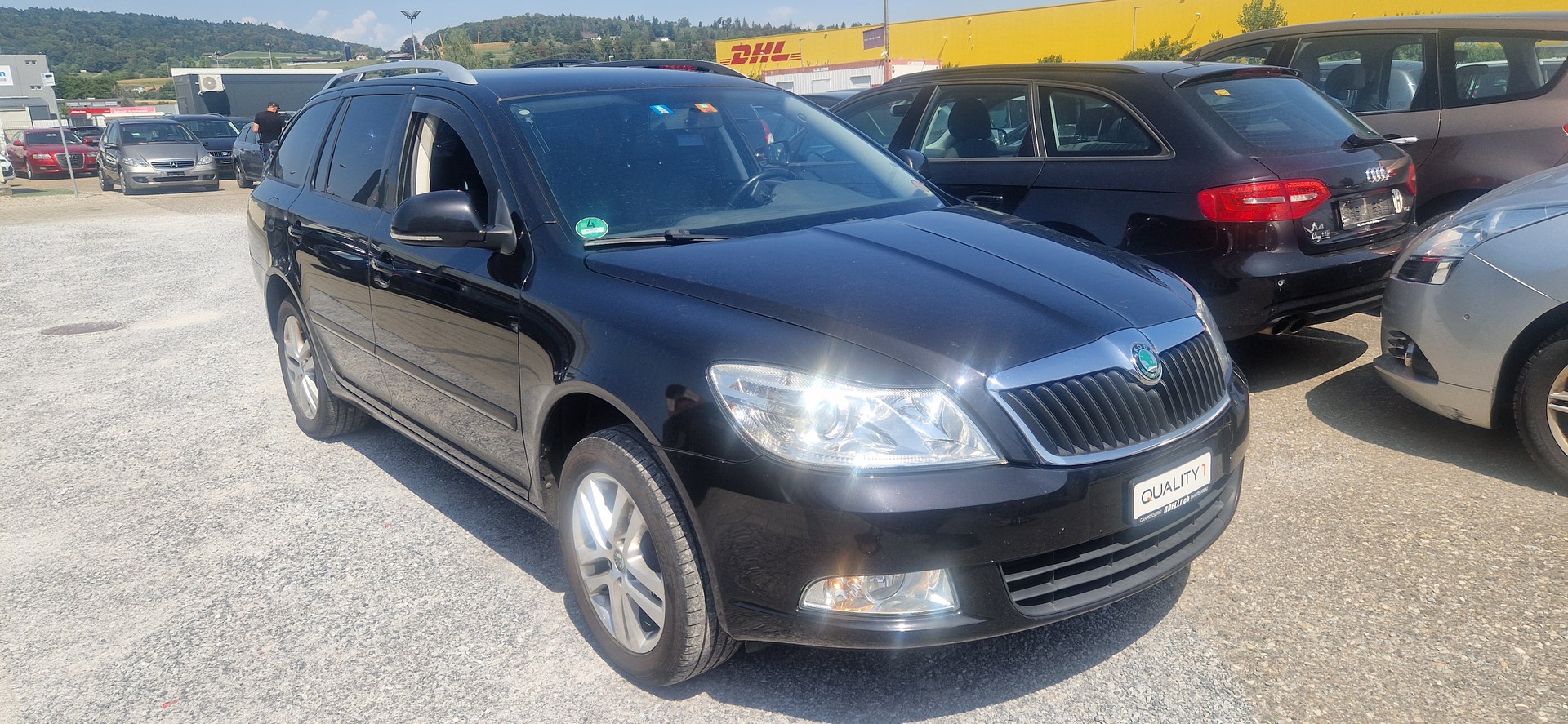 SKODA OCTAVIA-image-2