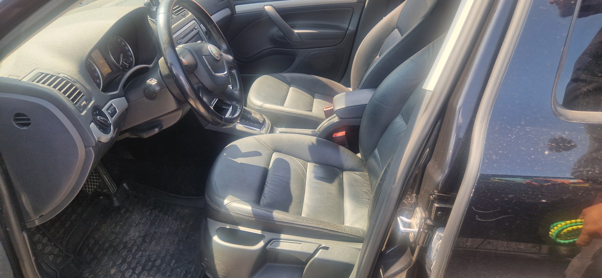 SKODA OCTAVIA-image-5