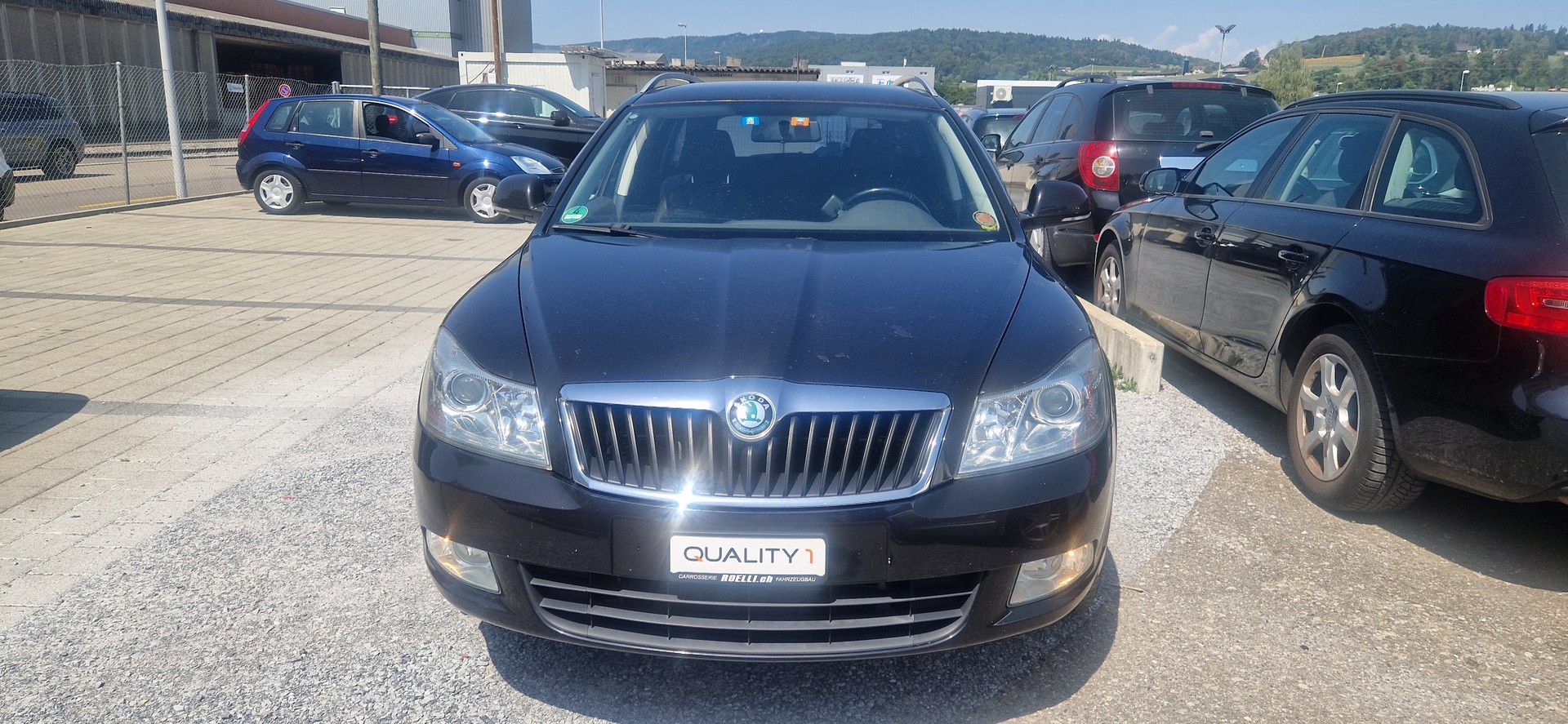 SKODA OCTAVIA-image-1