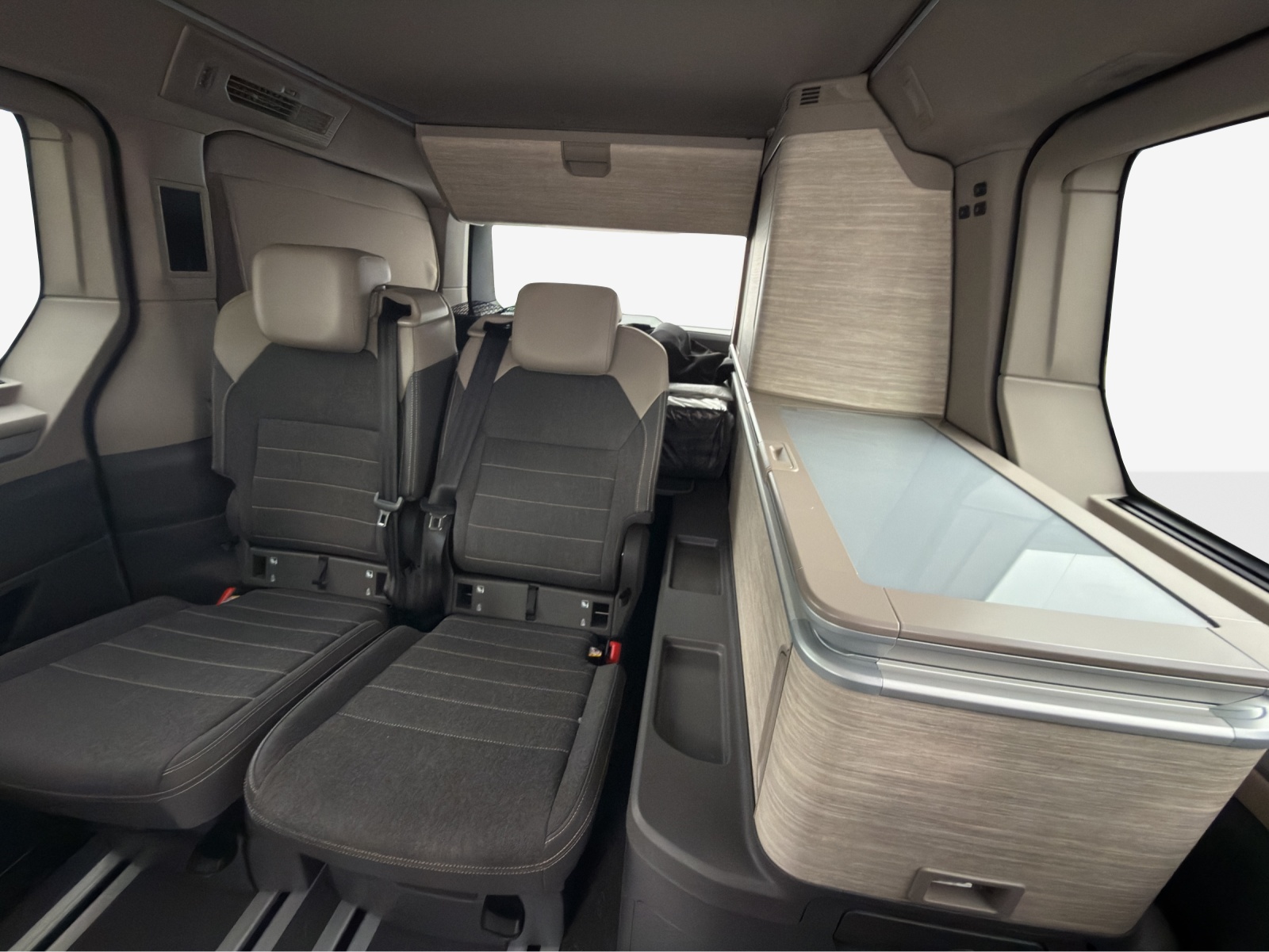 VW California eHybrid Ocean Liberty 4Motion-image-11