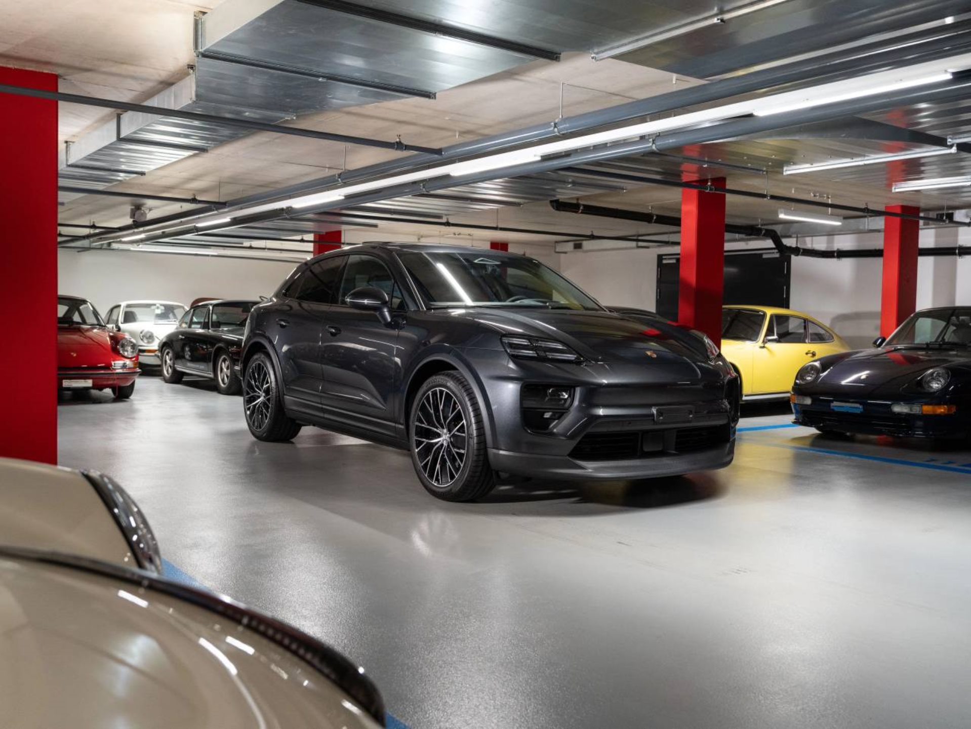 PORSCHE Macan 4S-image-5