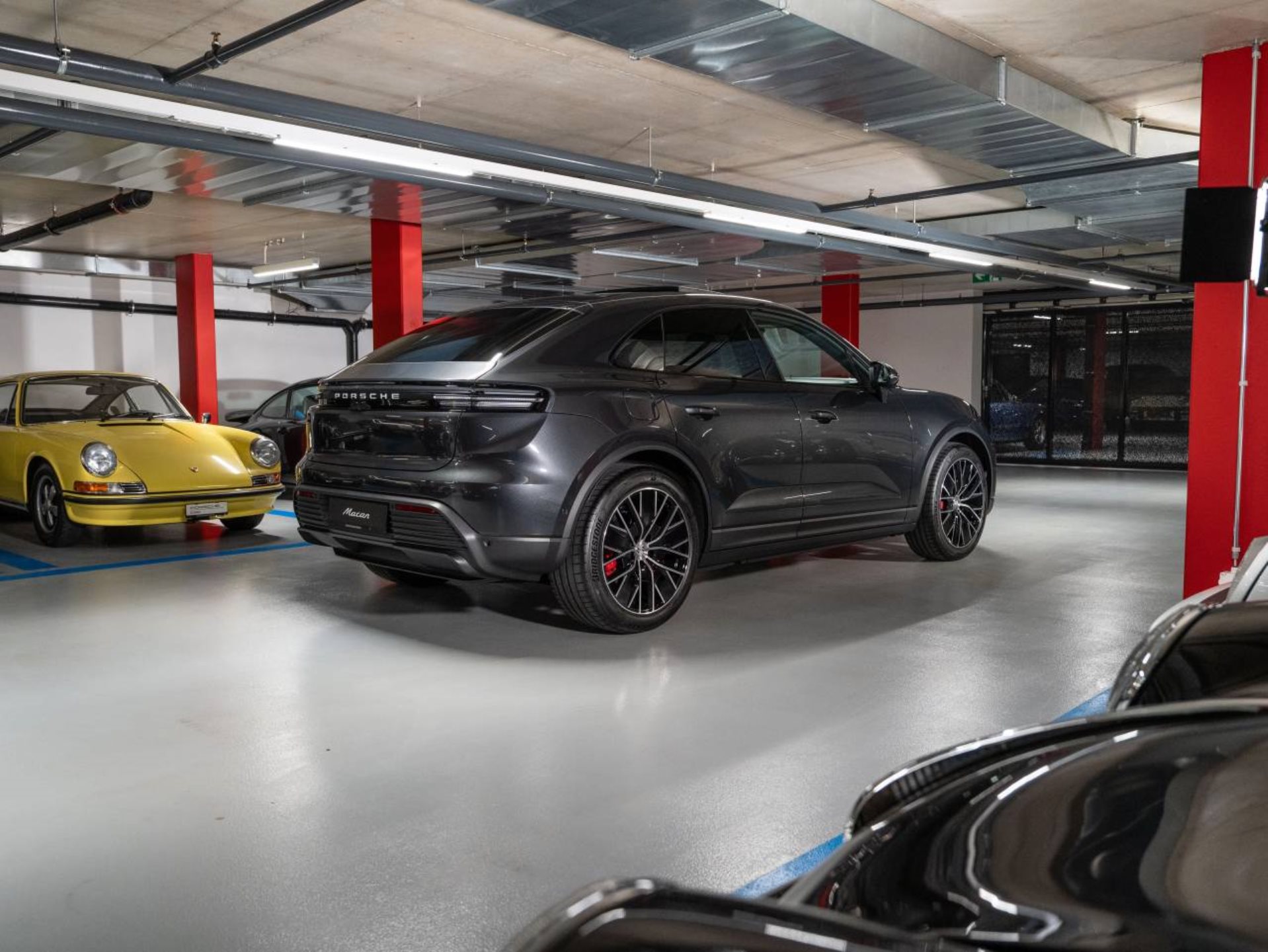 PORSCHE Macan 4S-image-6