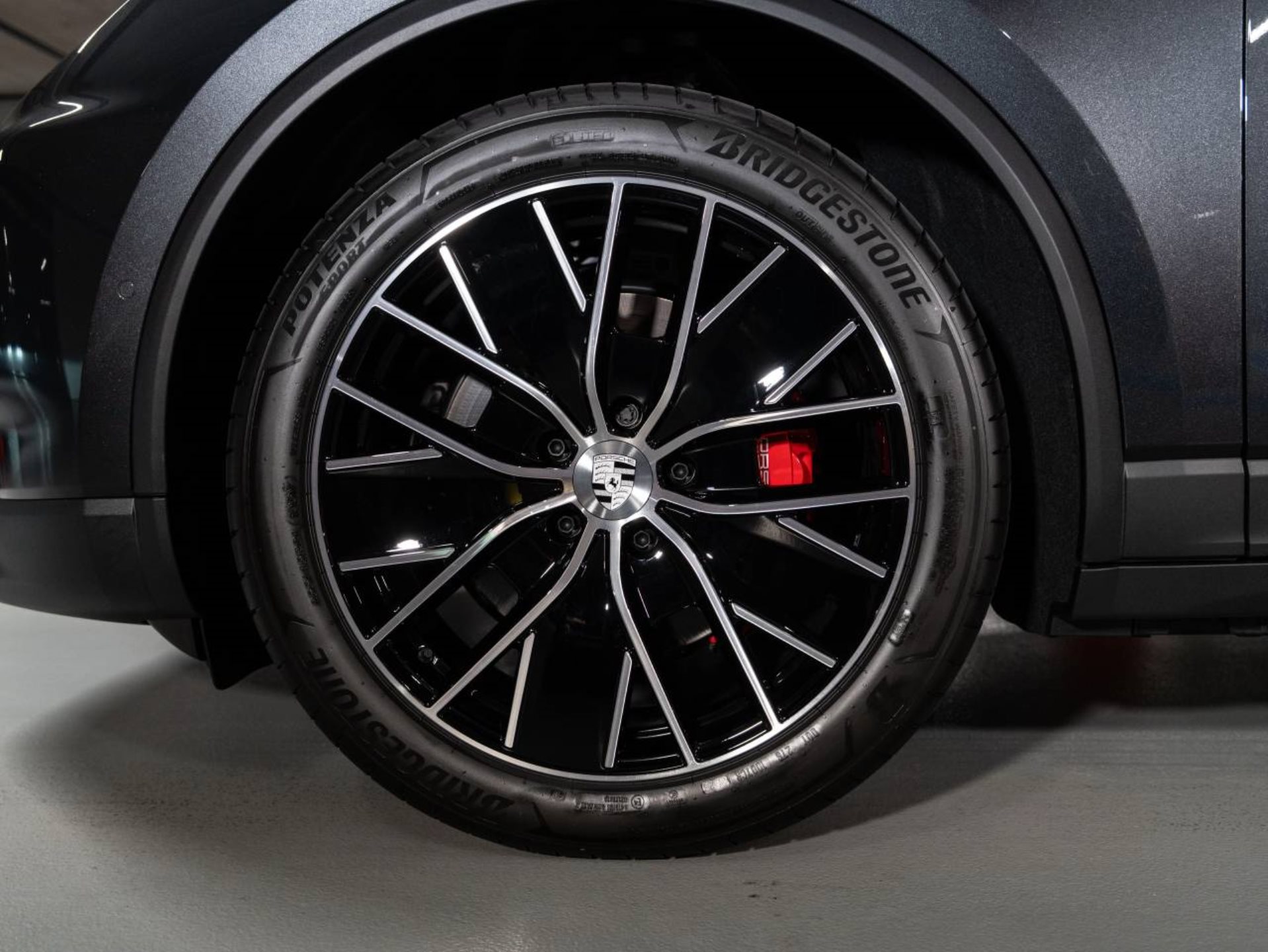 PORSCHE Macan 4S-image-18