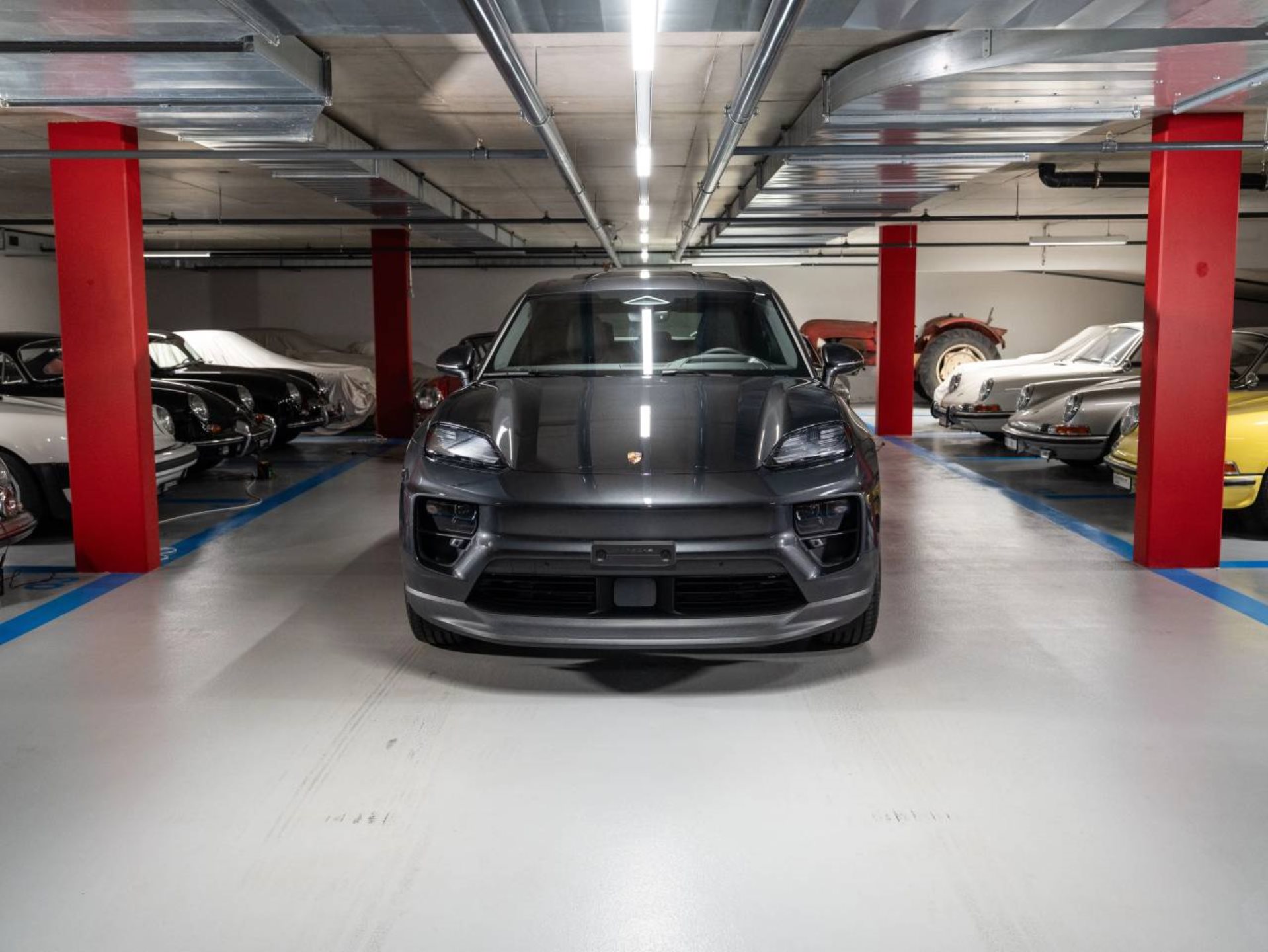 PORSCHE Macan 4S-image-1